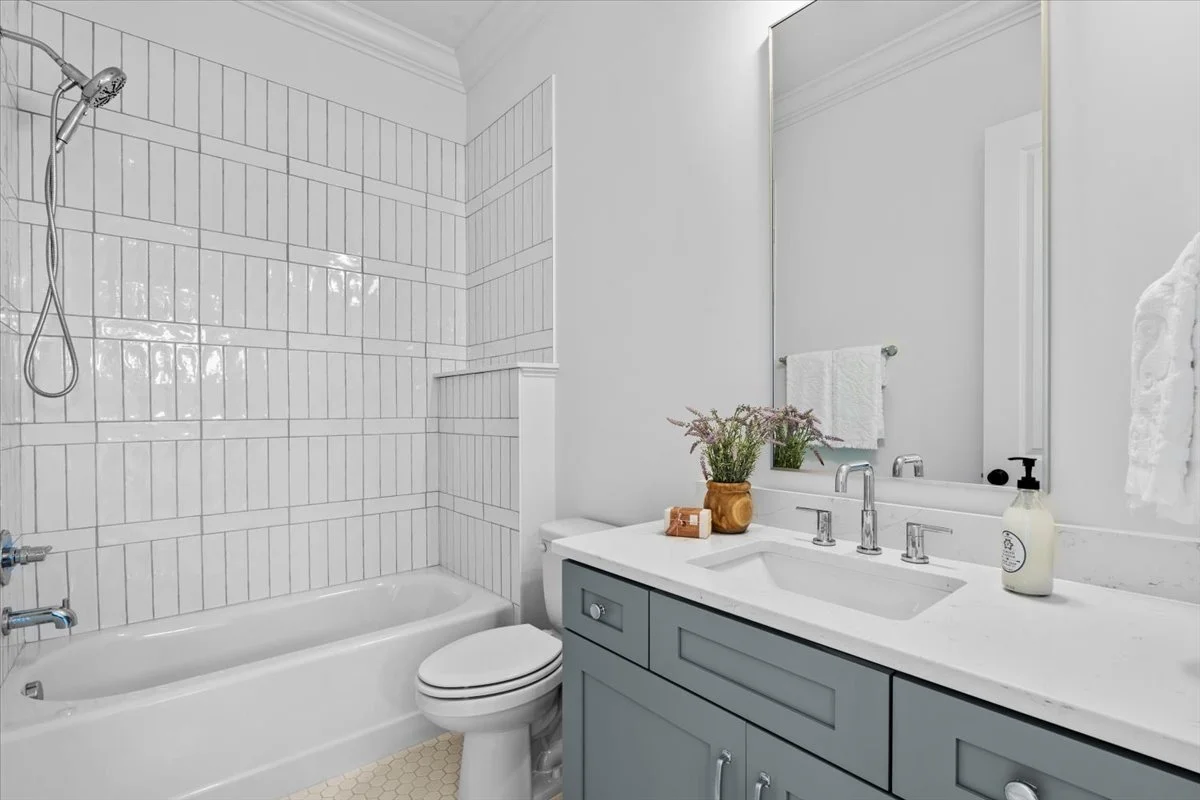 04-Megan 7792 Polar Reshoot-5.jpg