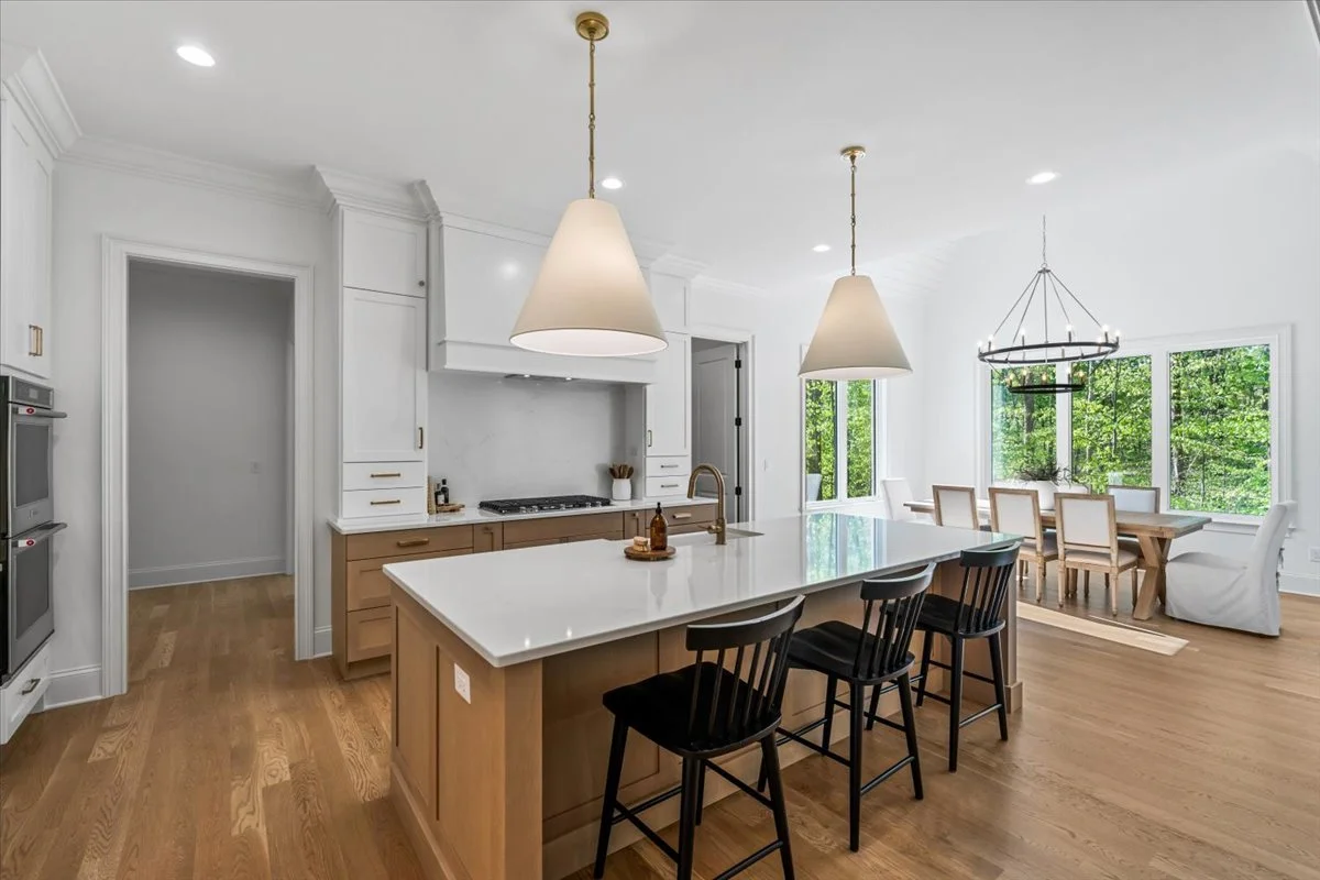 16-Megan 8199 Falcon-16.jpg