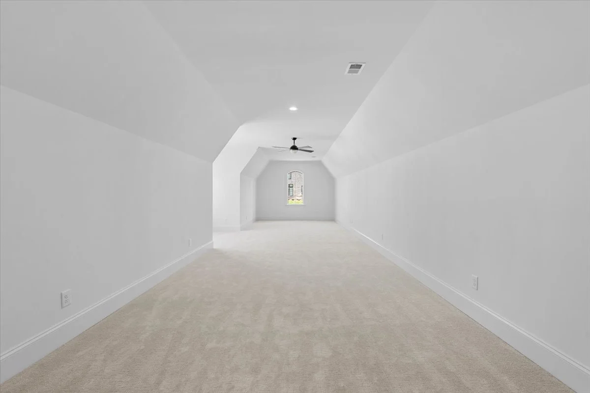 43-Megan 8199 Falcon-43.jpg