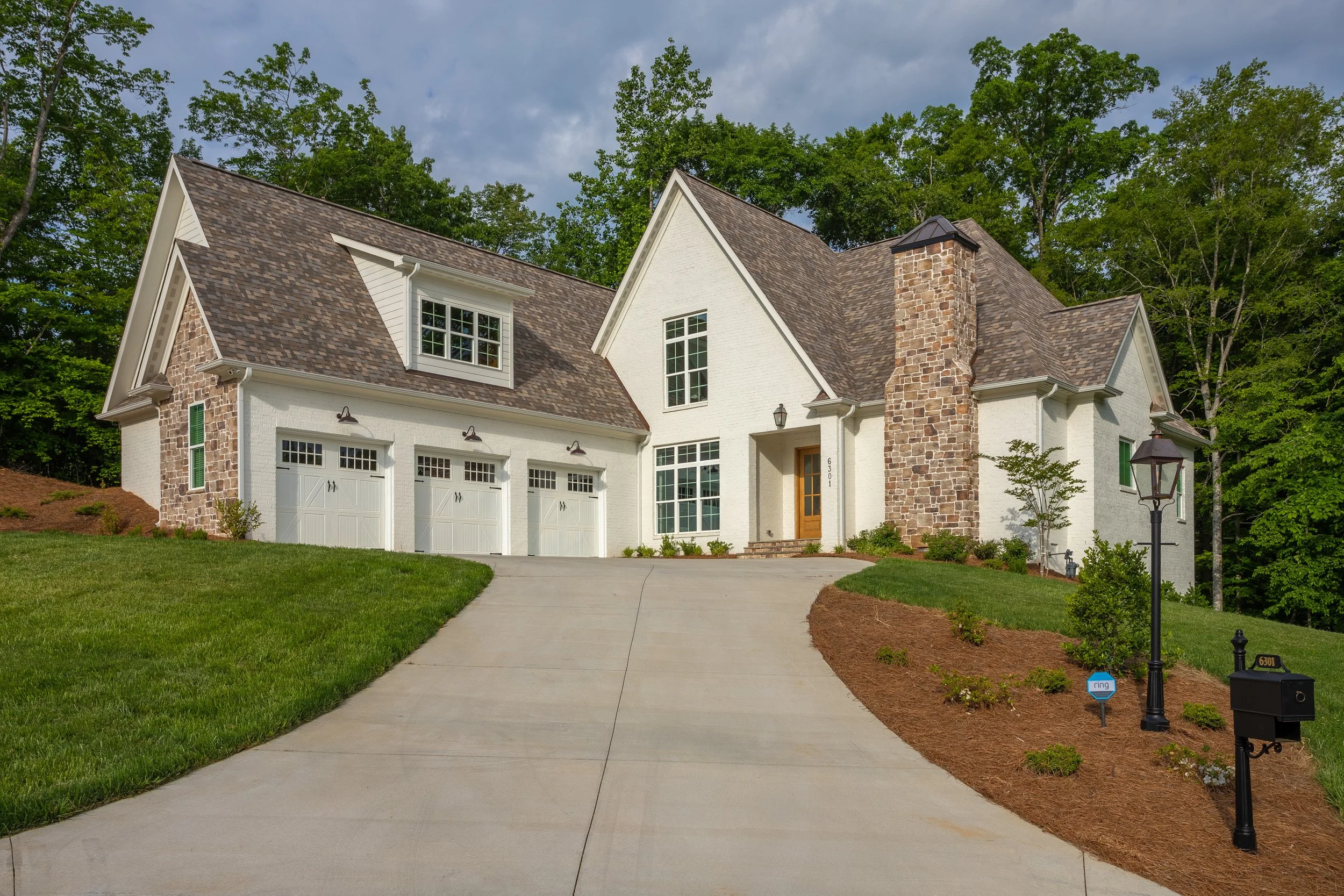 6301 Alley Ridge Way-4.jpg