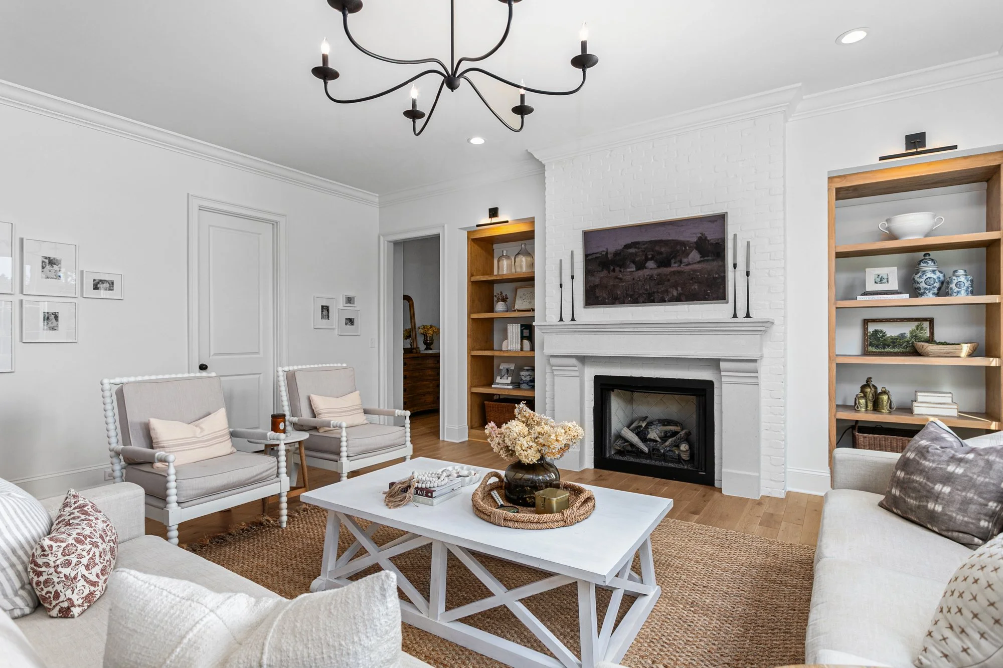 6765 Cold Water Ter-28.jpg