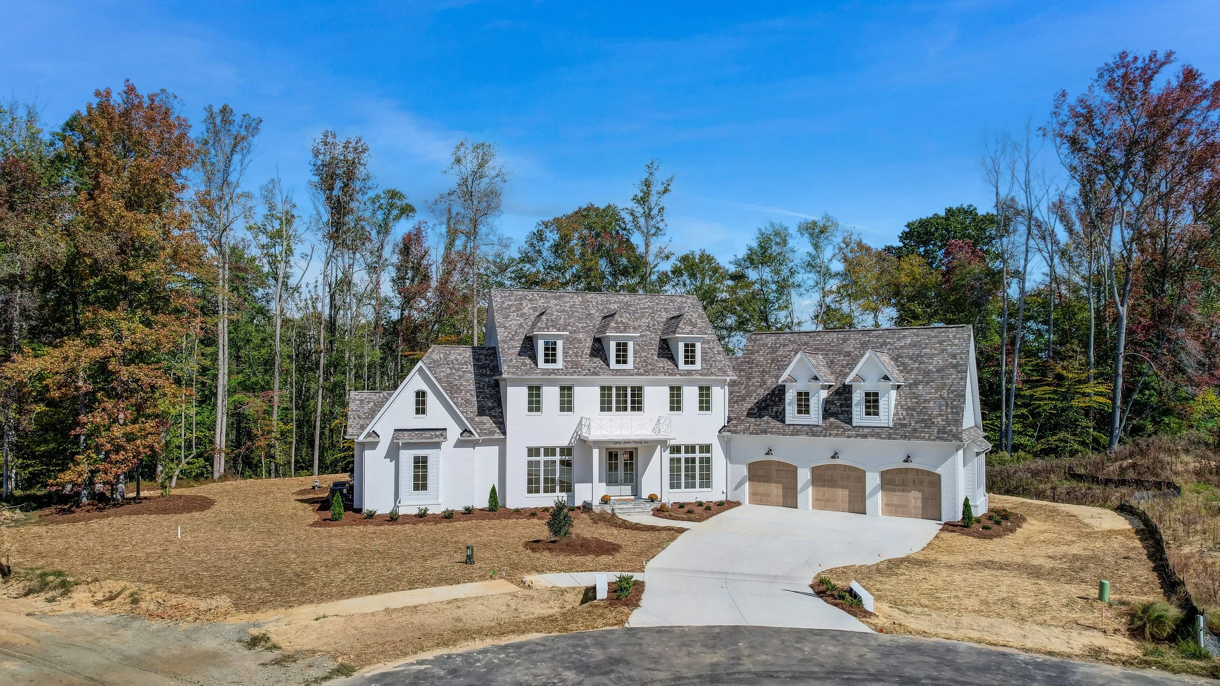 8796 Knoll Creek Ct Oak Ridge-print-006-005-Front Yard-4200x2364-300dpi.jpg