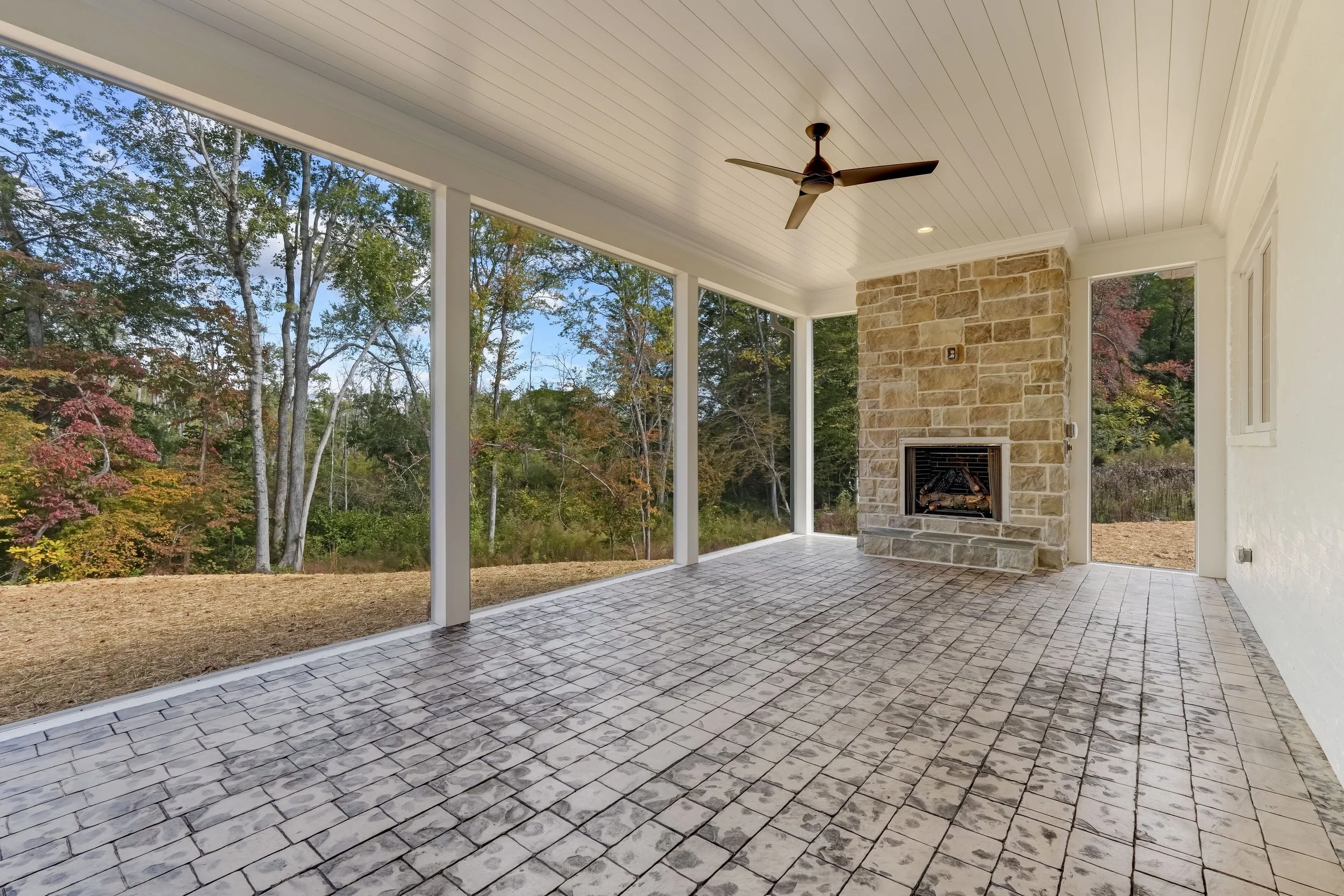8796 Knoll Creek Ct Oak Ridge-print-039-042-Screenedin Porch-4200x2800-300dpi.jpg