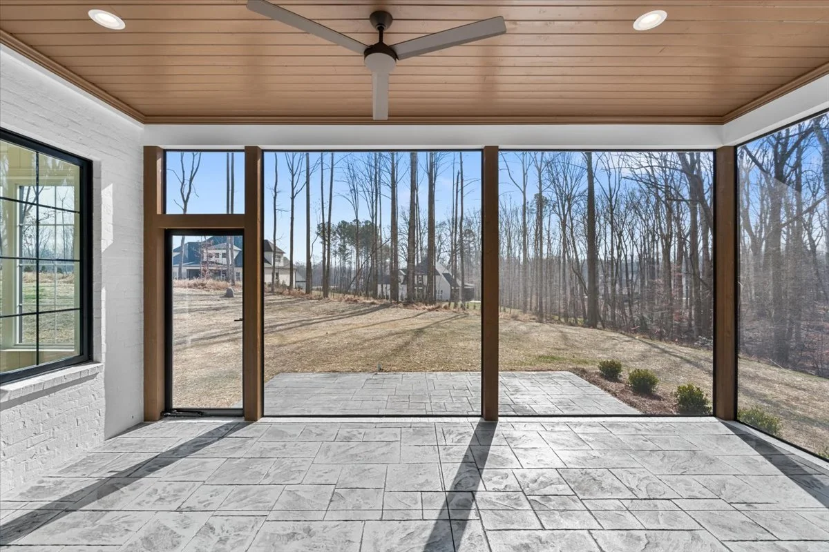 52-Megan 8105 Falcon-52.jpg