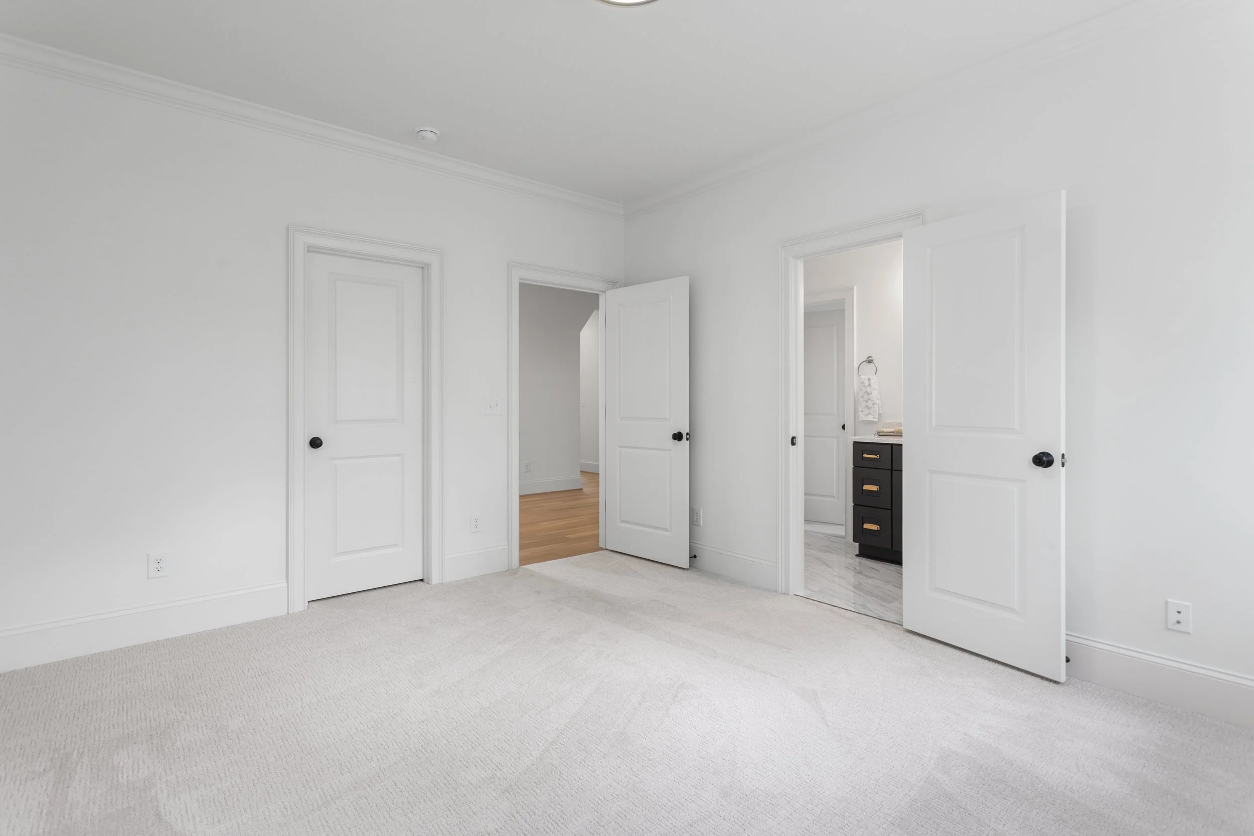 8198 Falcon Trail-46.jpg