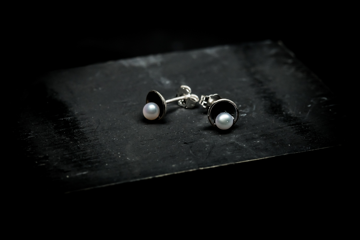 Simple Studs
