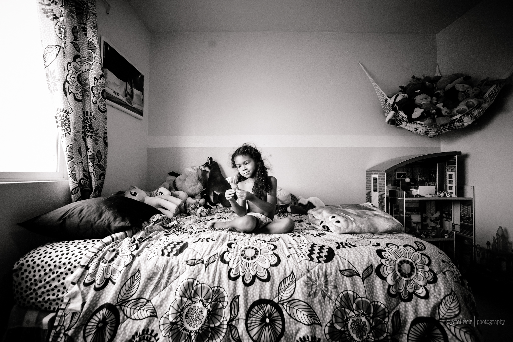 Day 2: Morning Light They have the best window light and a great view of the mountains that only I appreciate...lol! I'm apart of a few different Facebook groups and some have themes or prompts. I'm not very good at following themes, but simple ones such as morning light was pretty easy. We were playing in her room and I always love the light that comes into her room and it was actually clean so this scene seemed perfect for the theme. Why I chose B&W? I always edit in color first even if I think a photo would look better in black and white, with this photo I thought I would just keep it as a color photo, but I was a little curious how it would look in in b&w and I loved it more, it was very contrasty which is what I look for in b&w photos. 