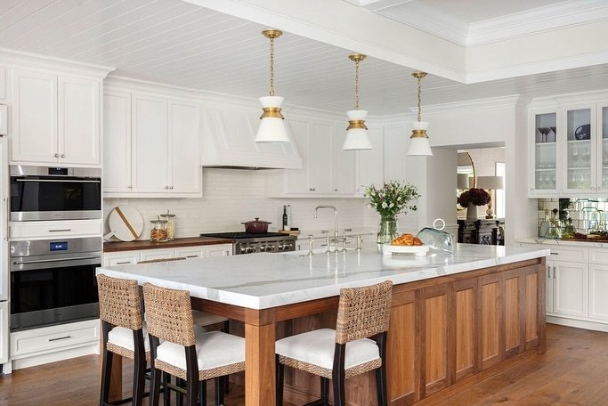 It&rsquo;s the season of gathering, of welcoming our friends and families into the hearts of our homes. I have been so fortunate to collaborate with so many wonderful clients, helping them create homes, made especially for their family 🏡 I am so gra