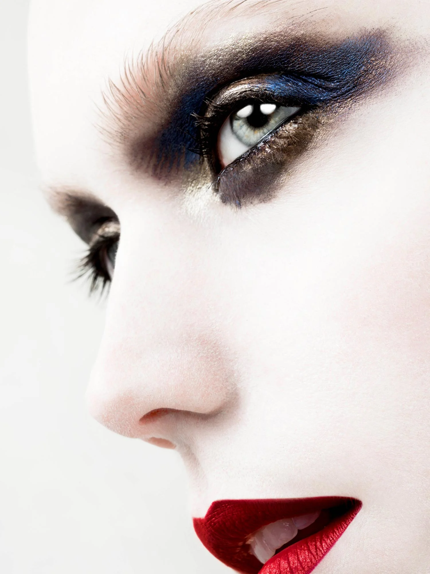 Beauty-12-March2648_retouchcrtpW.jpg