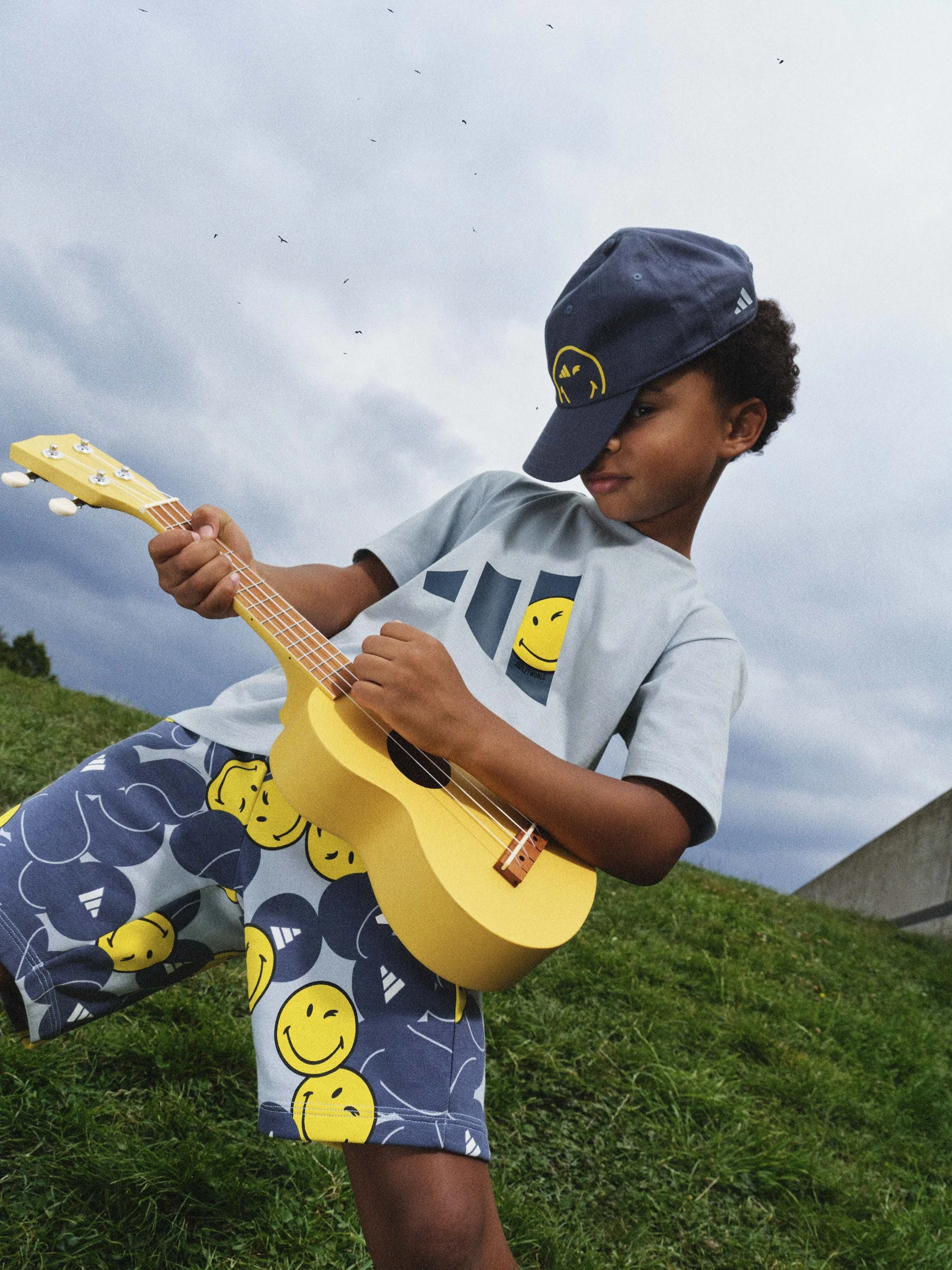 Adidas x Smiley World Sportswear Kids