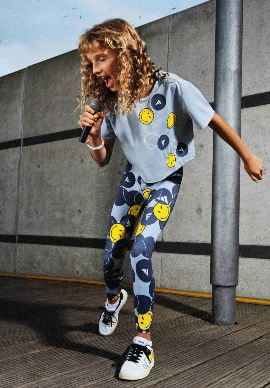 Adidas x Smiley World Sportswear Kids