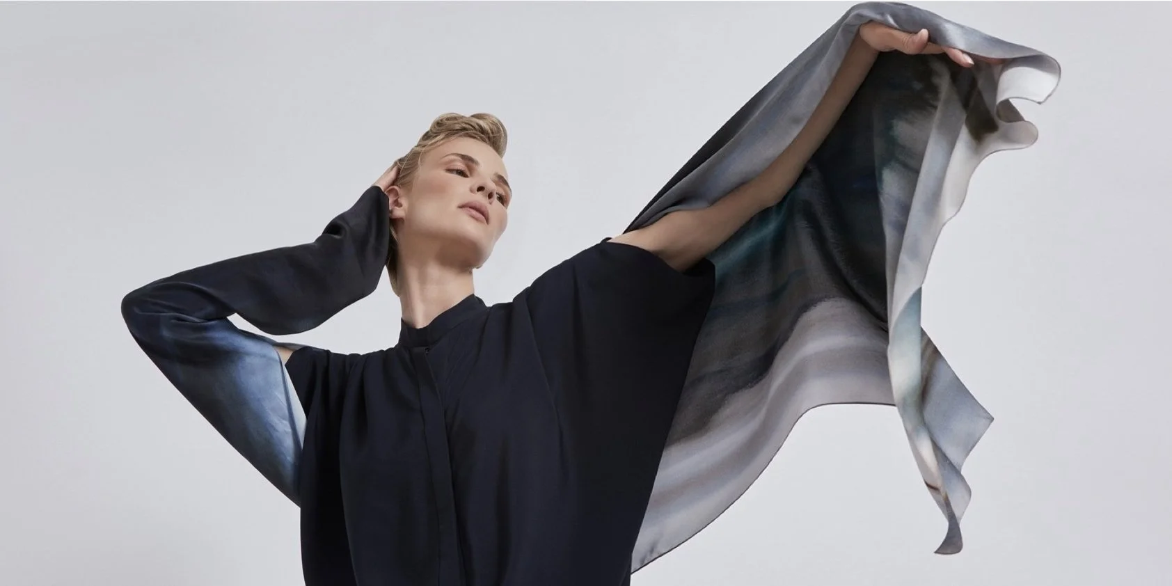 Sleeve scarf