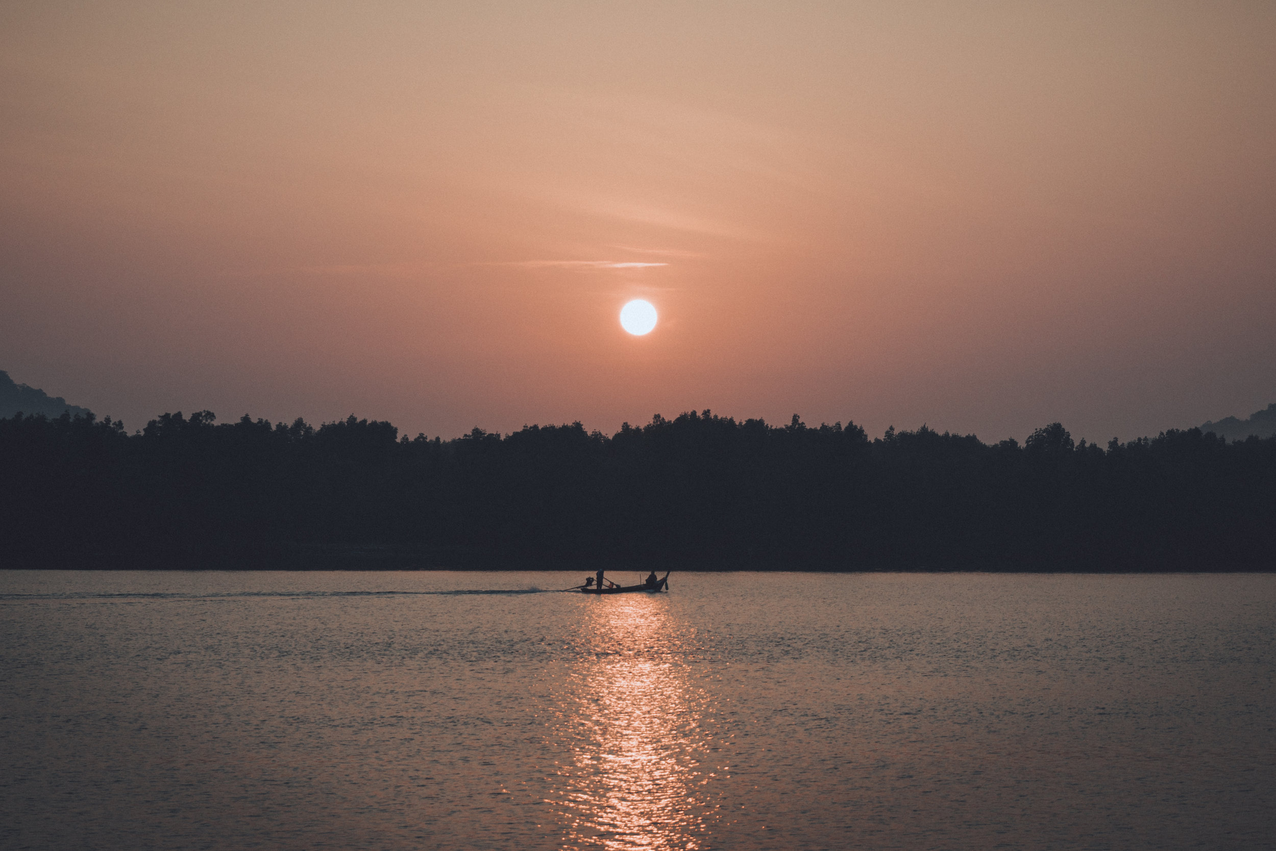  Fishermen getting ready for their daily commute 