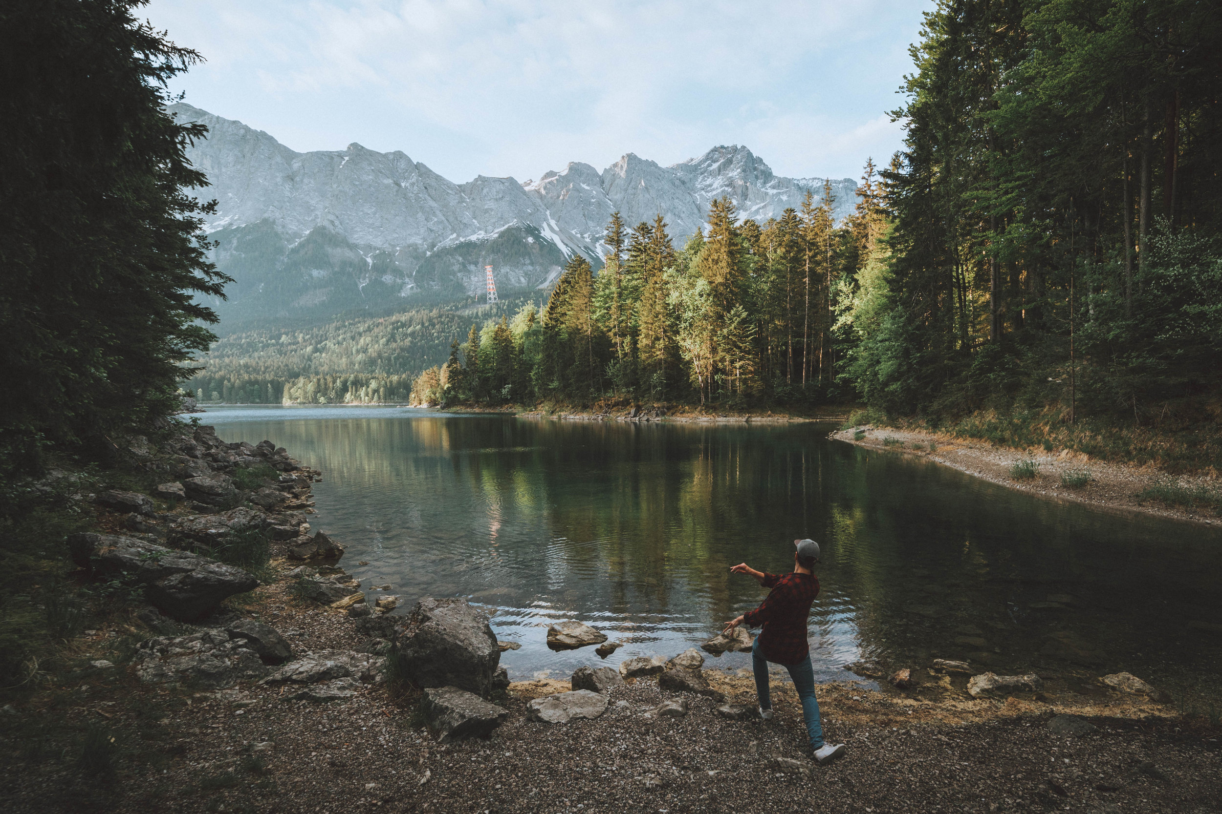  Skipping rocks on Eibsee 