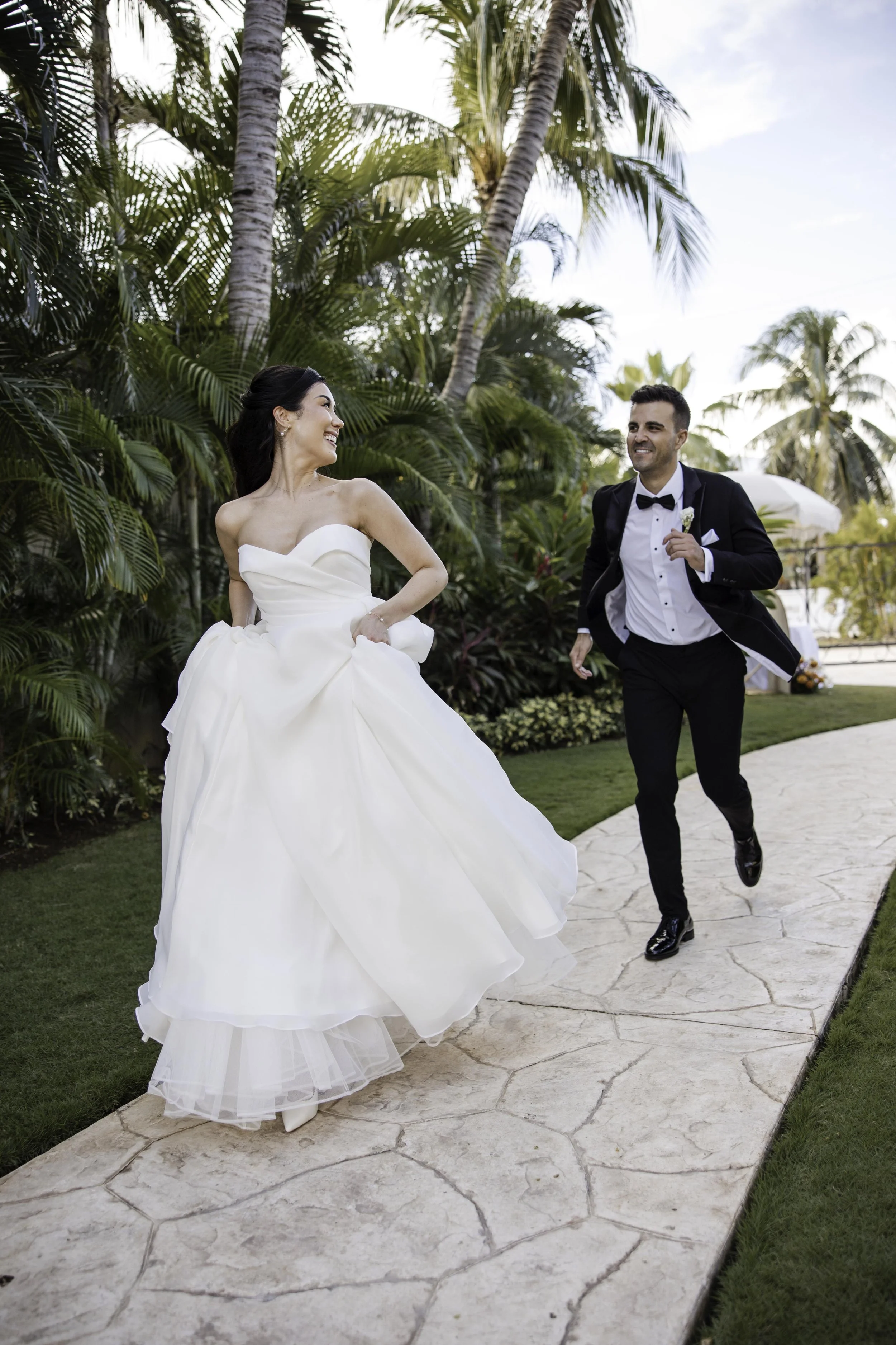 Wedding at Villa La Joya photographed by Arch Wedding Studio