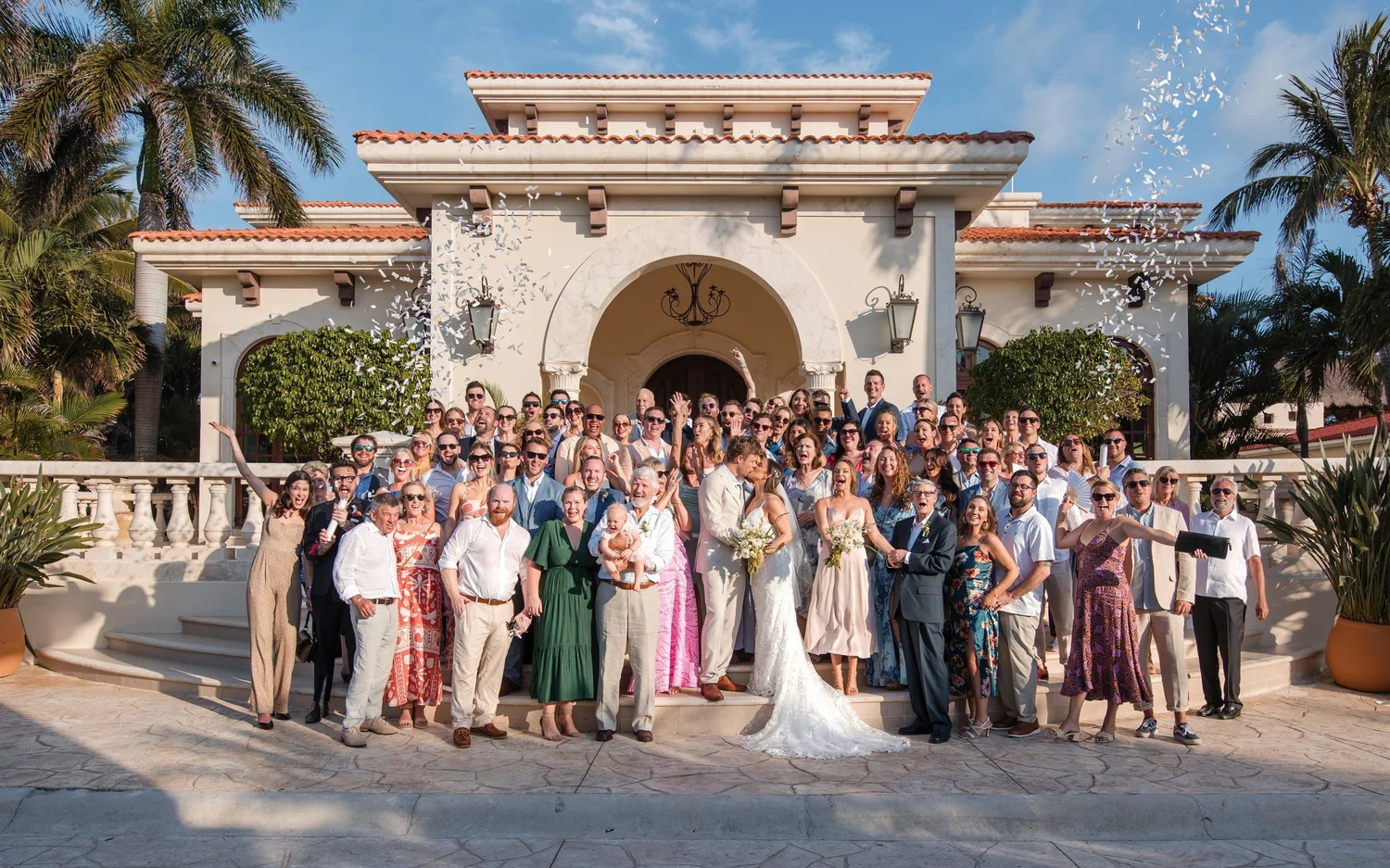 Wedding at Villa La Joya photographed by Arch Wedding Studio