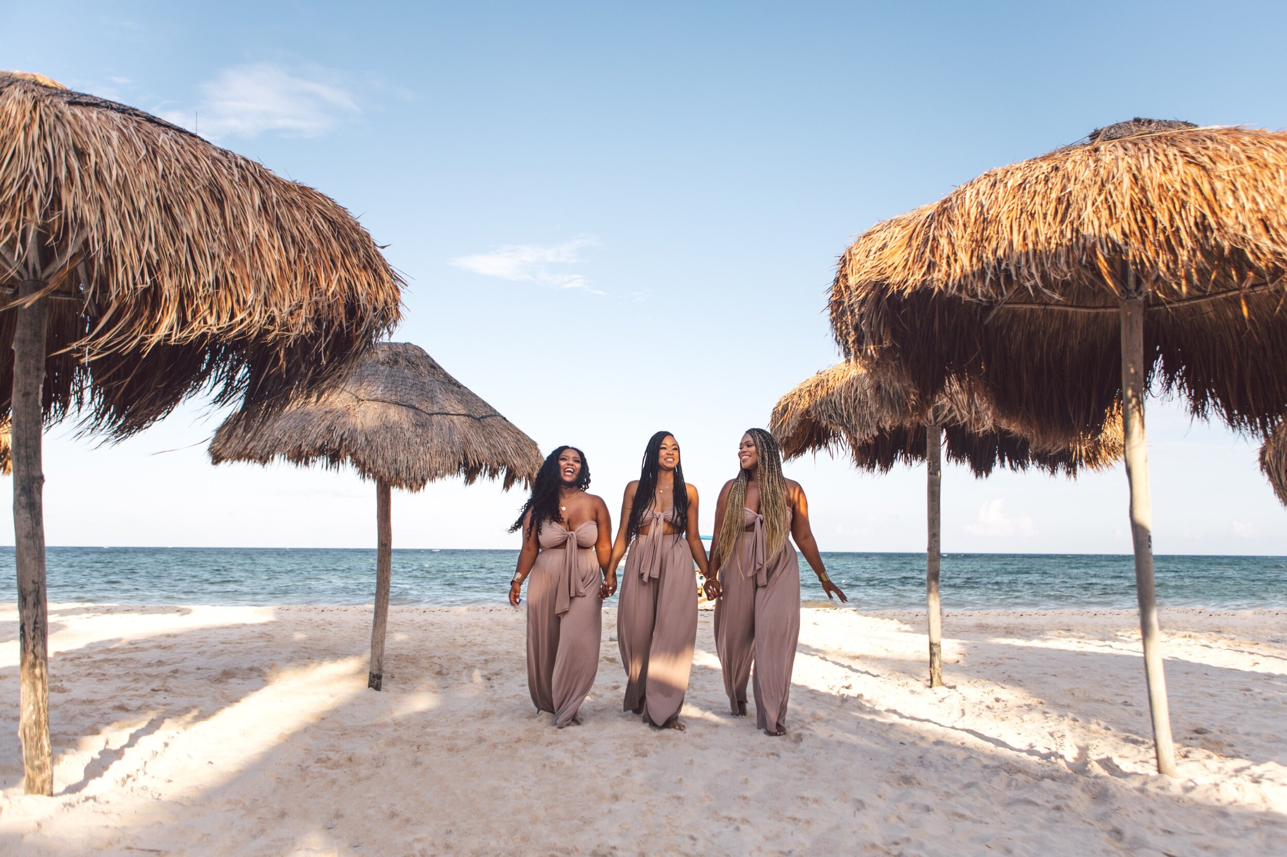 Cancun's Beach Delight: Bachelorette Squad Shines (Copy)