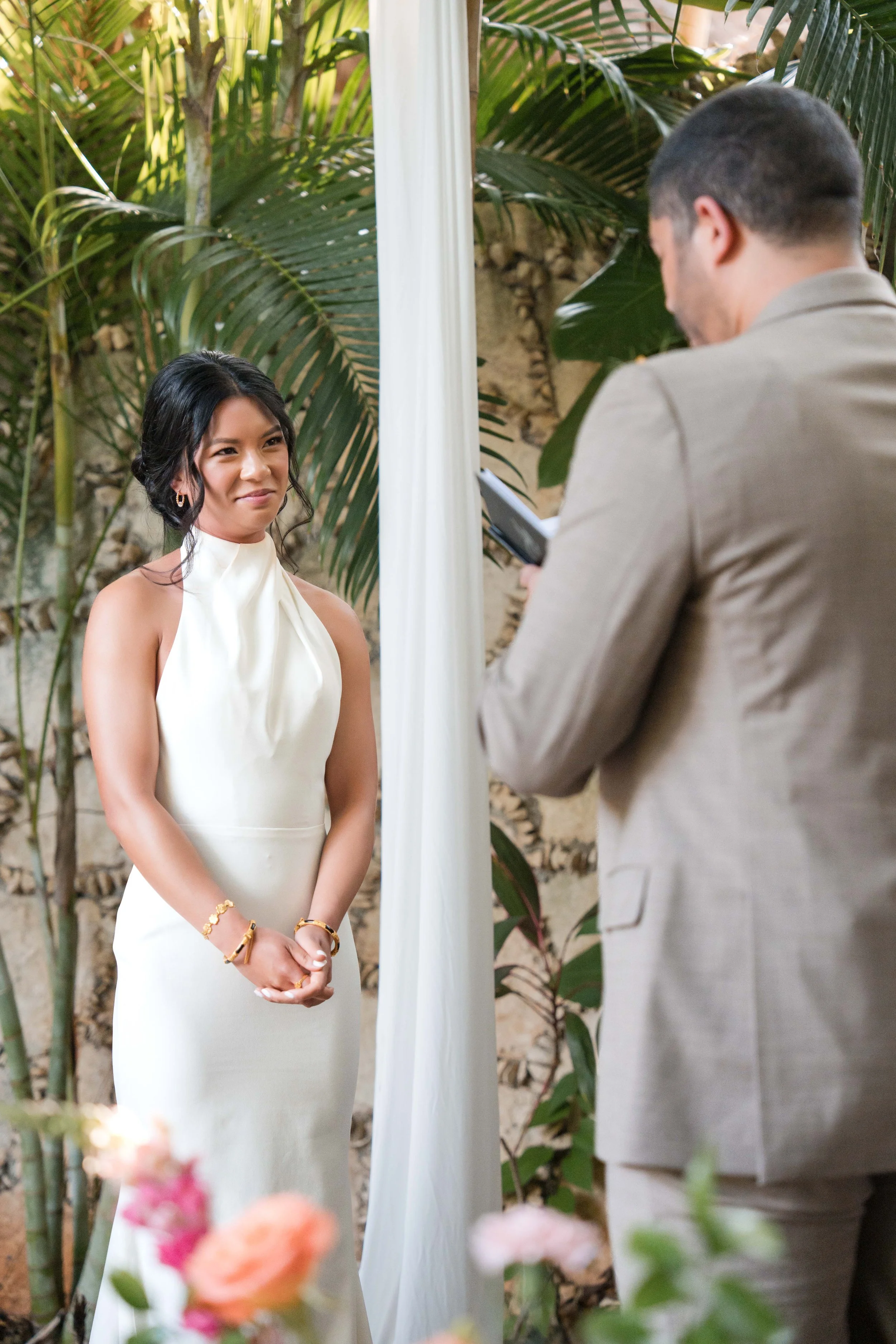 Sunscreen for Wedding Photos