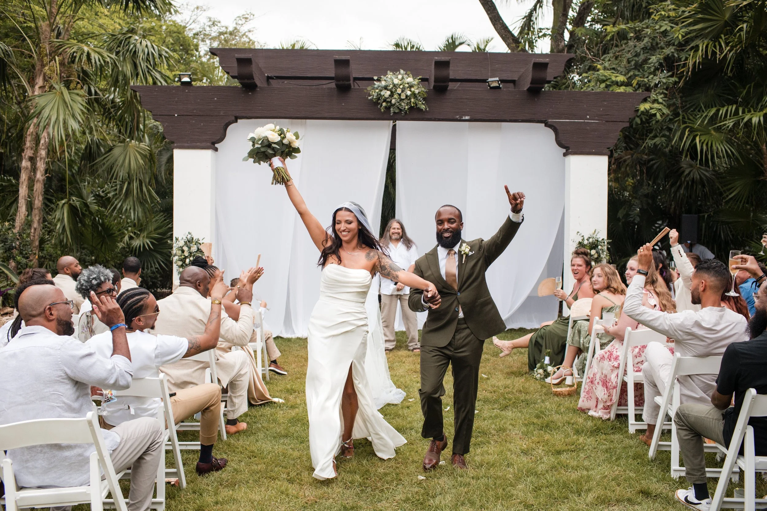 Wedding at Sandos Playacar Beach Resort photographed by Arch Wedding Studio