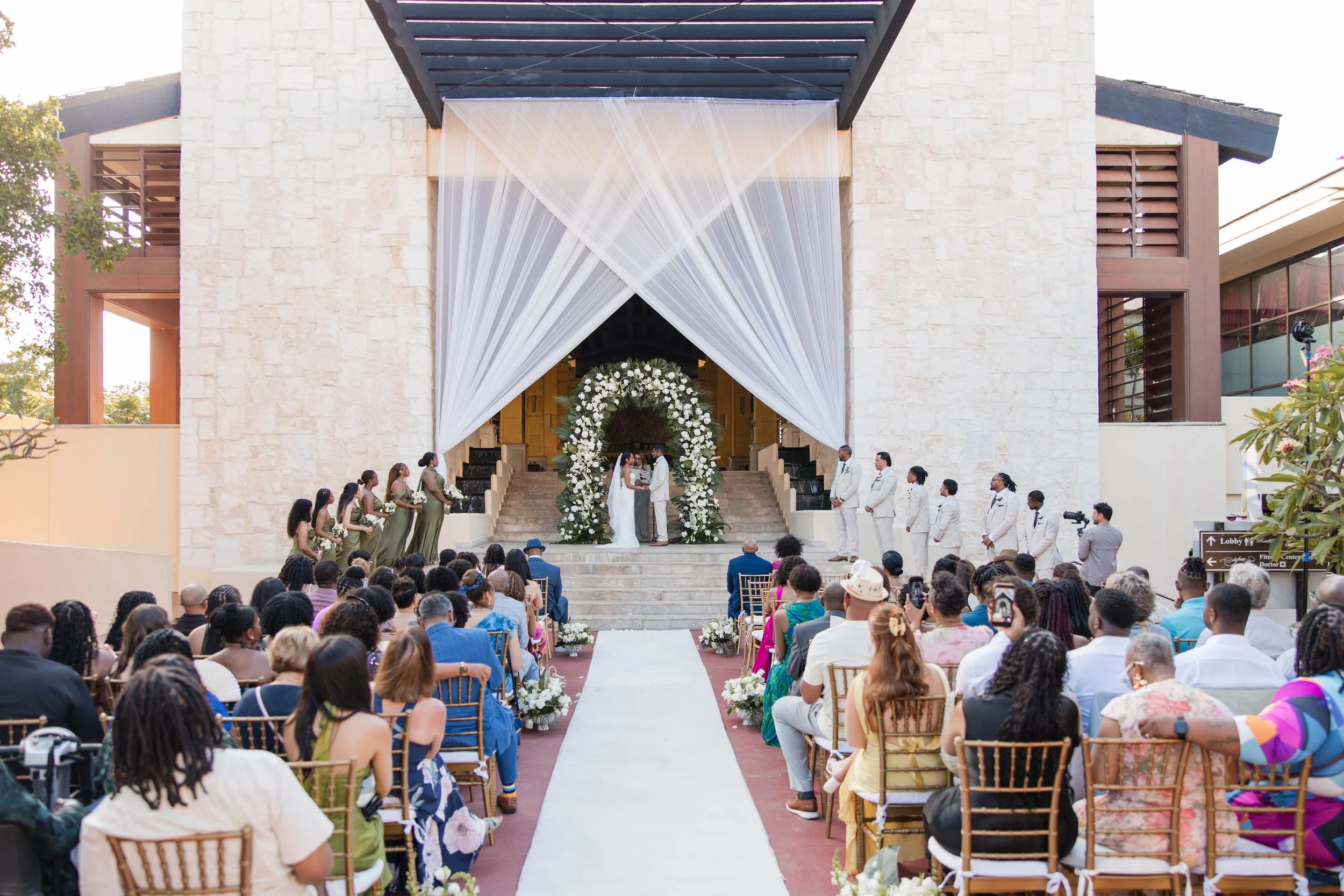 Handling Language Barriers with Your Destination Wedding Vendors in Mexico