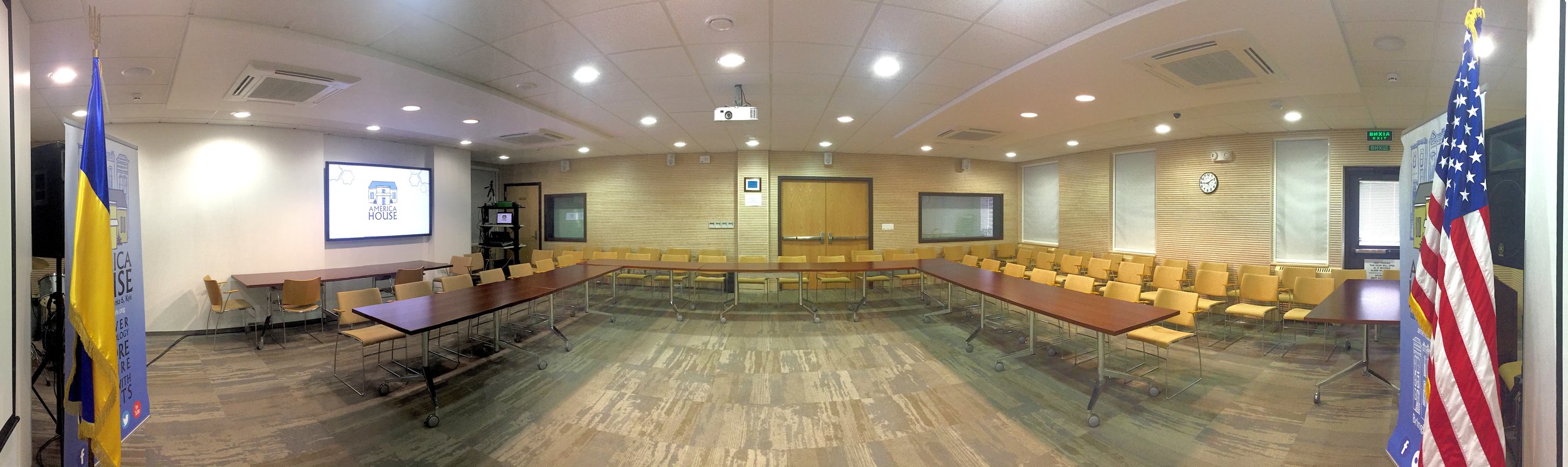 U-Table Style - Front View