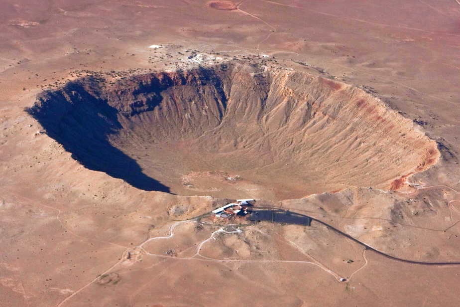 Meteor Crater 2.jpg