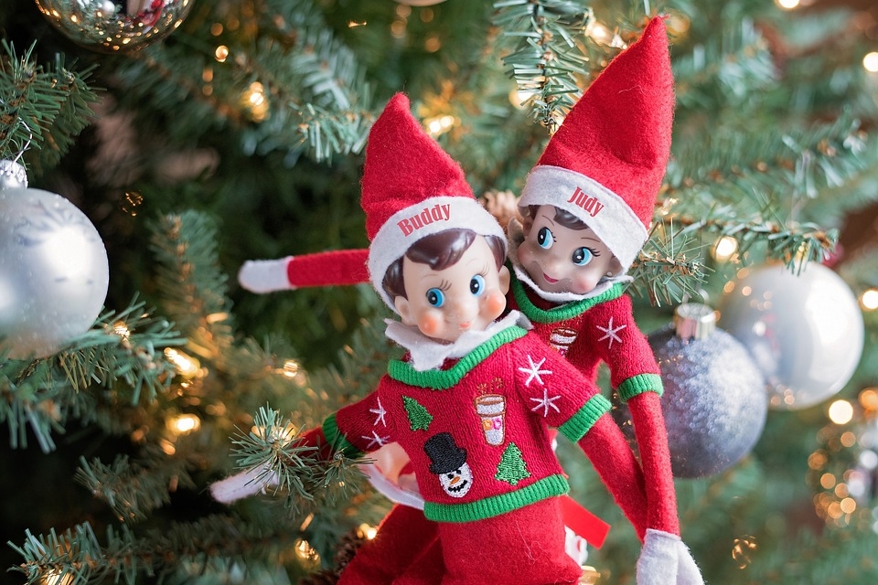 elf-on-a-shelf-2705858_960_720.jpg