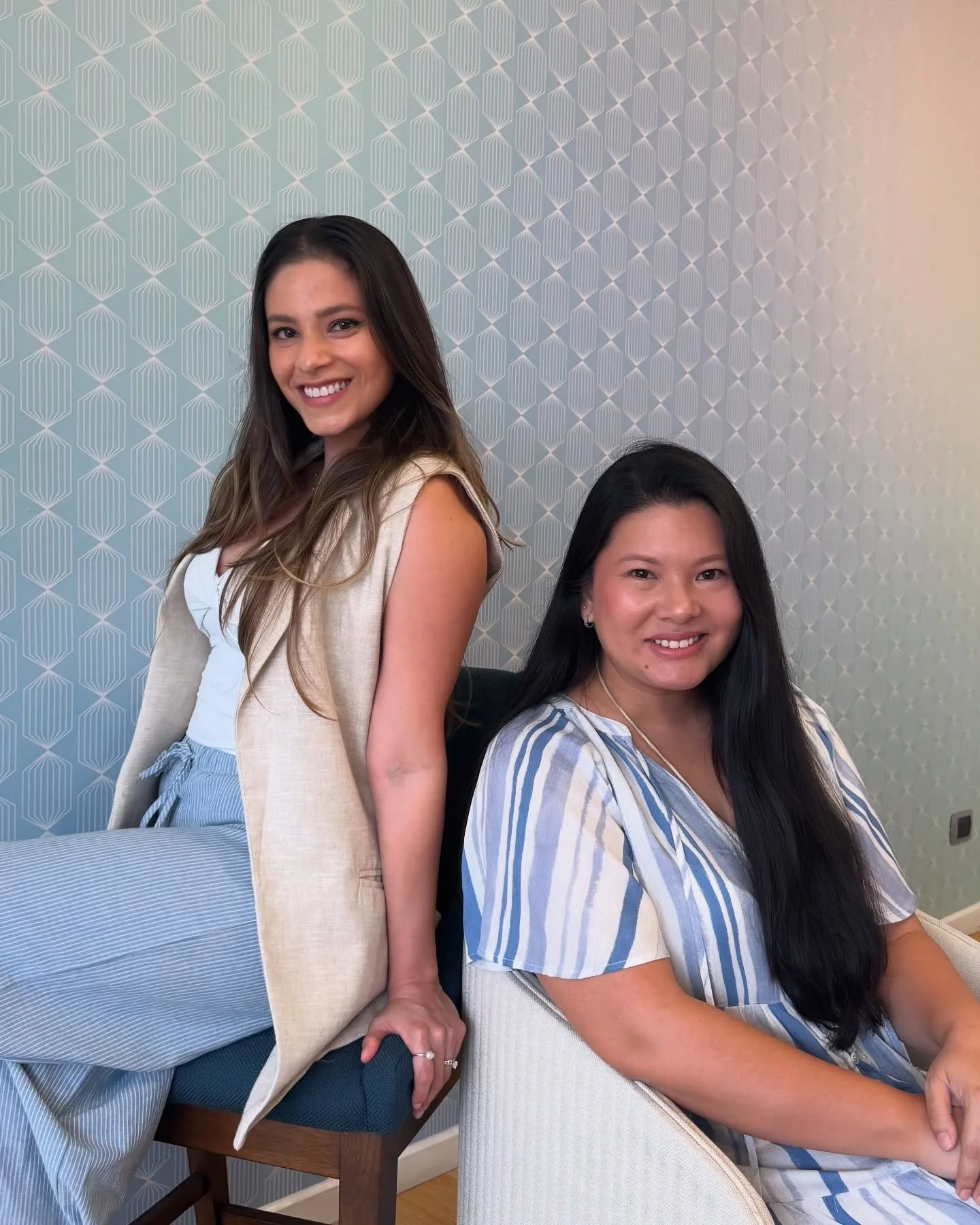 Bienvenido agosto, nuestro mes de aniversario! Este a&ntilde;o celebramos 12 a&ntilde;os de PRISMA. Somos Sue y Analaura, las fundadoras, y en estos 12 a&ntilde;os hemos vivido muchas transformaciones, tanto personales como profesionales, que han dad