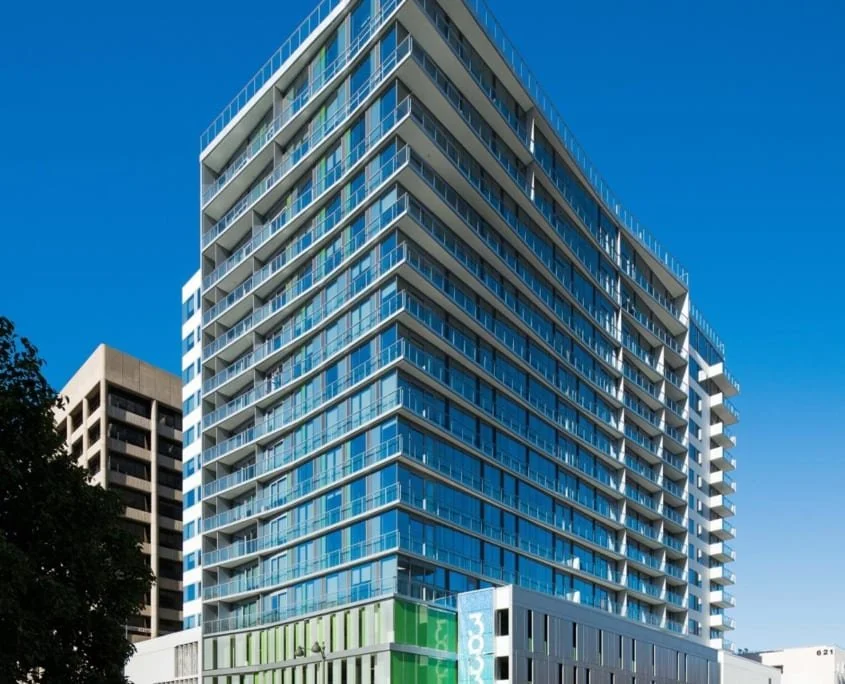 3033 Wilshire Apartments