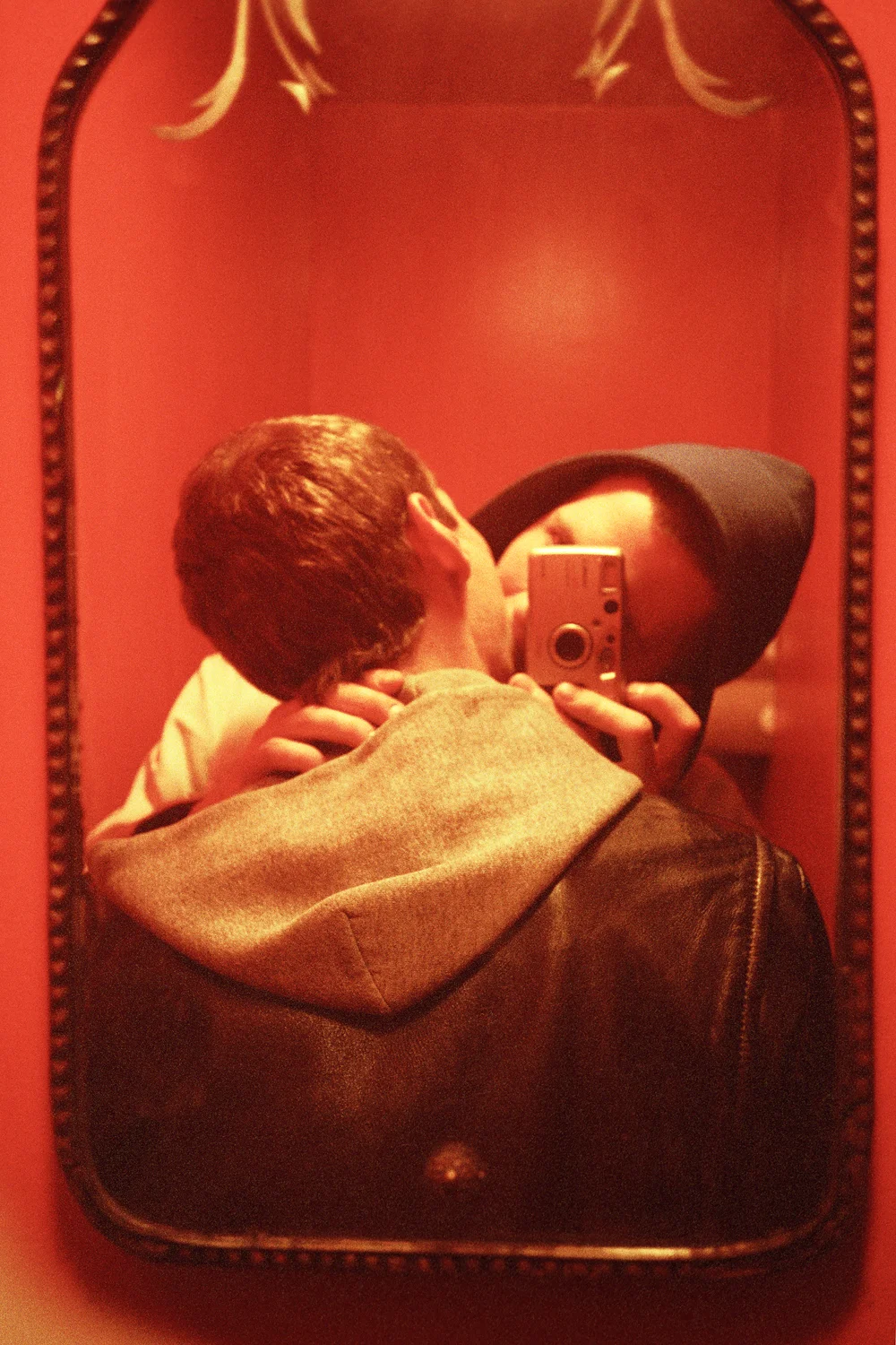 Red Mirror, 1999
