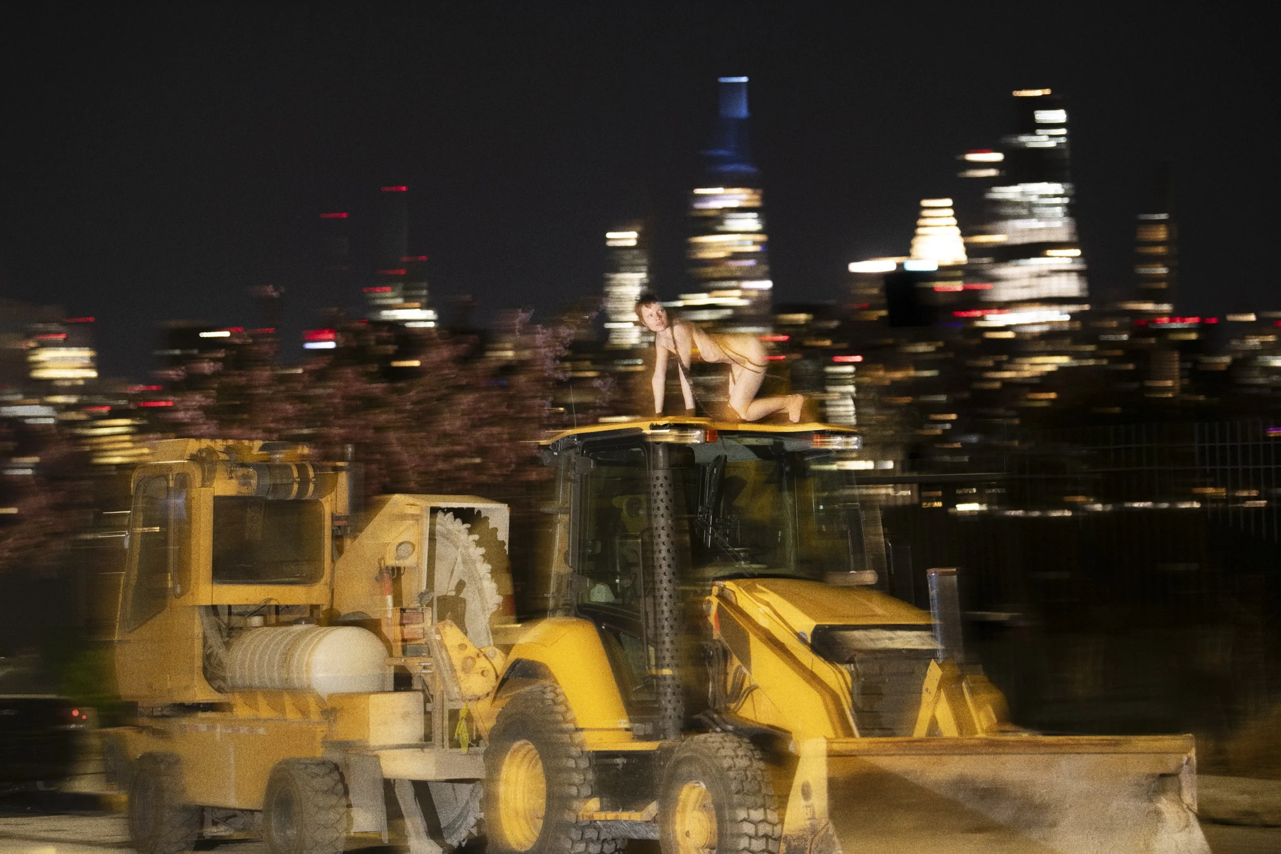 20250422_Tractor_Cherry_Blossoms_Rami+Sara_0056_V4-2_Web.jpg