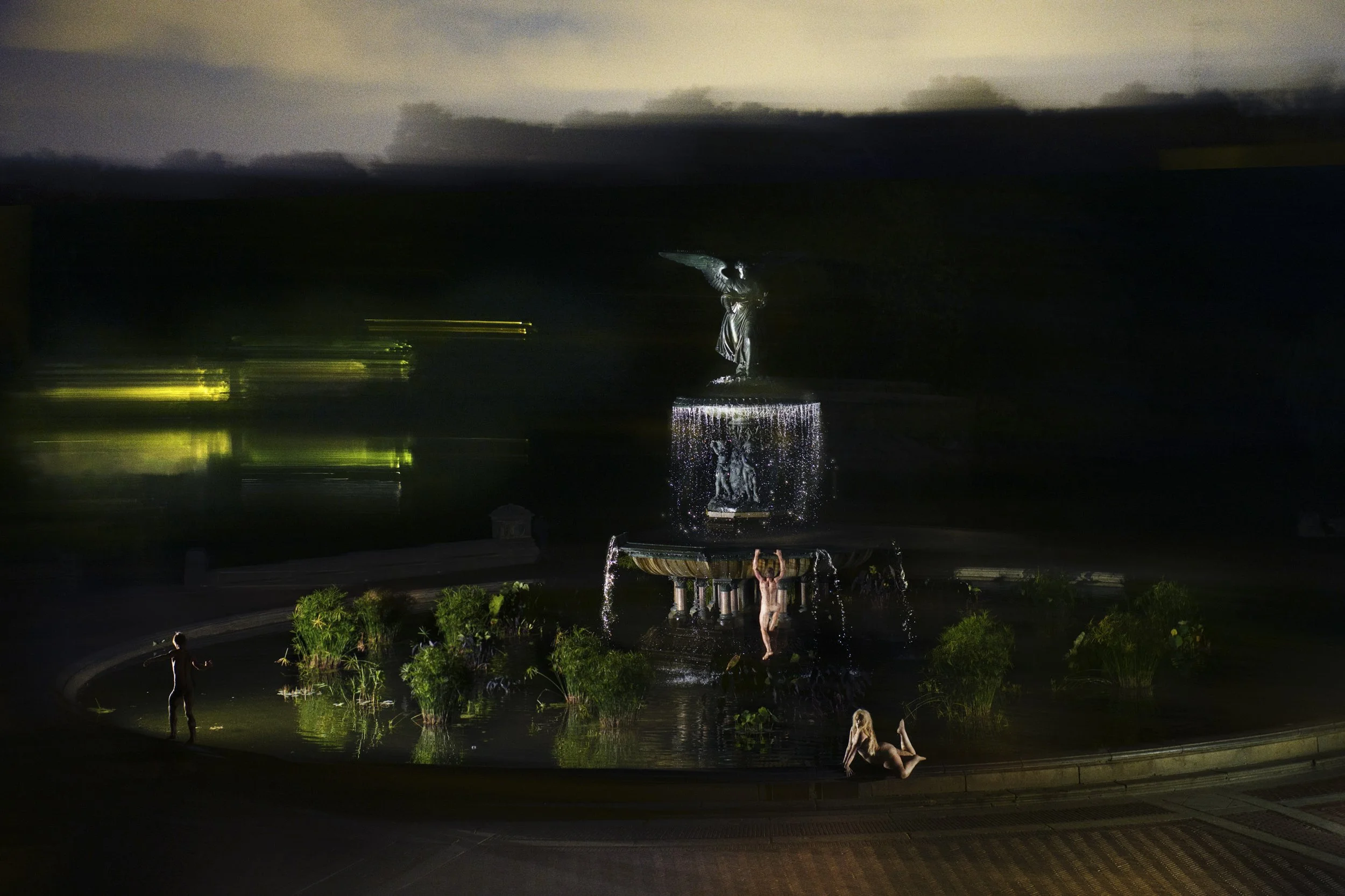 20250825_Night_Blossom_Quinn_&_Alana_Central_Park_Fountain_0022_FREAK_Web.jpg