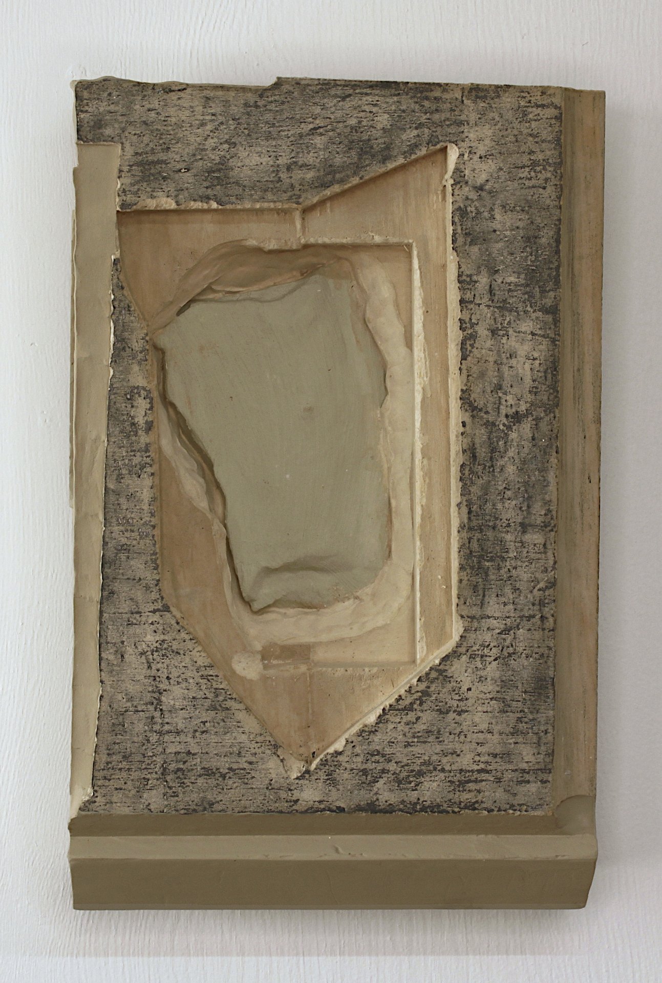 05_romaine_Alcove with bevel_2025.JPG