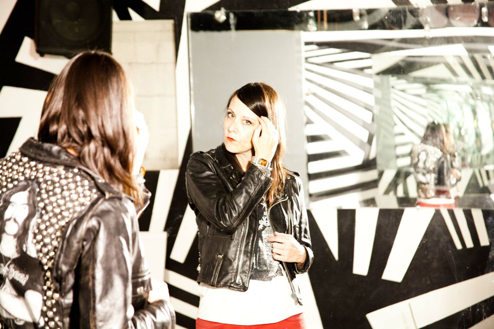 Luisa Black, Rich Girls