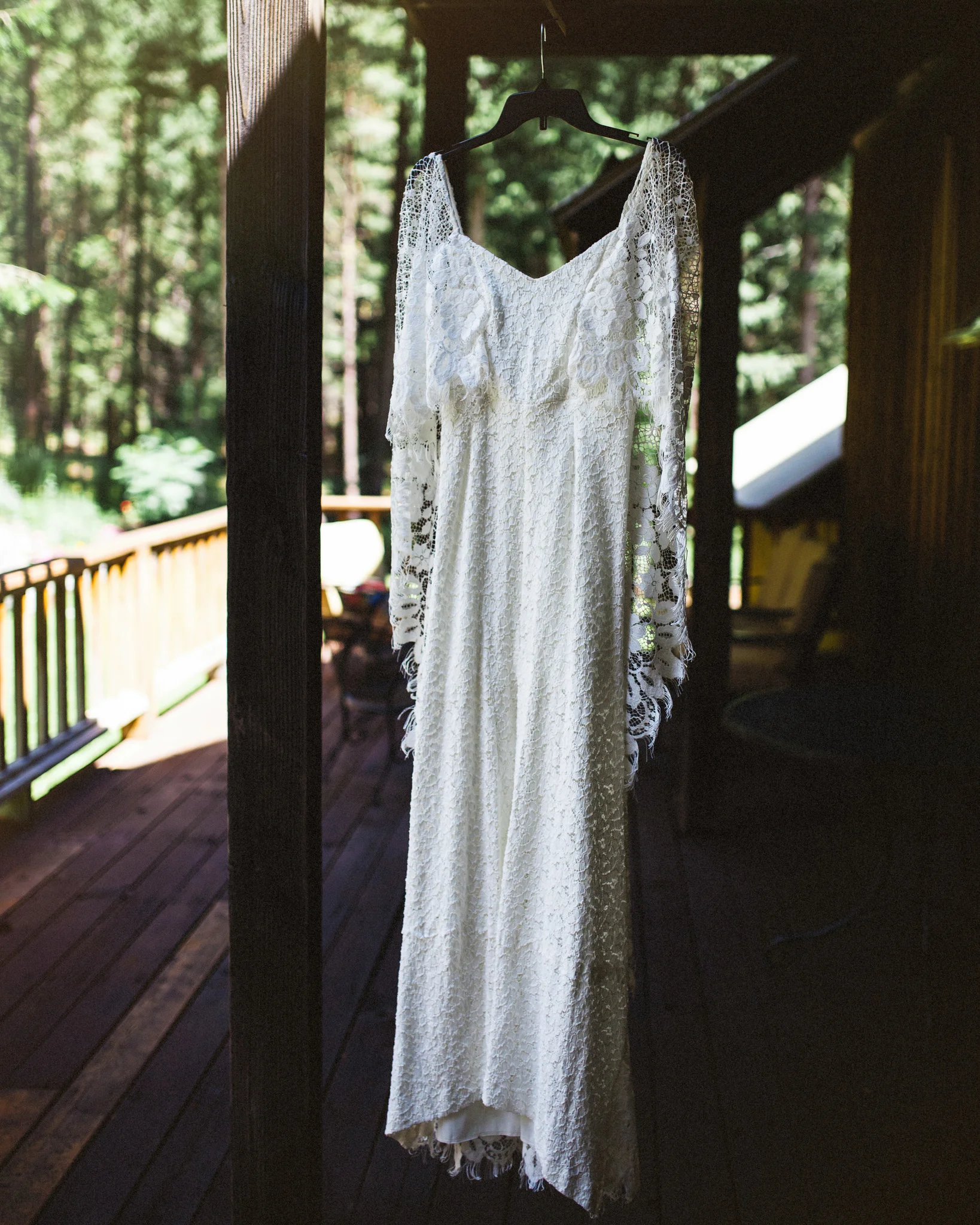 Lace Wedding Dress | PNW Wedding