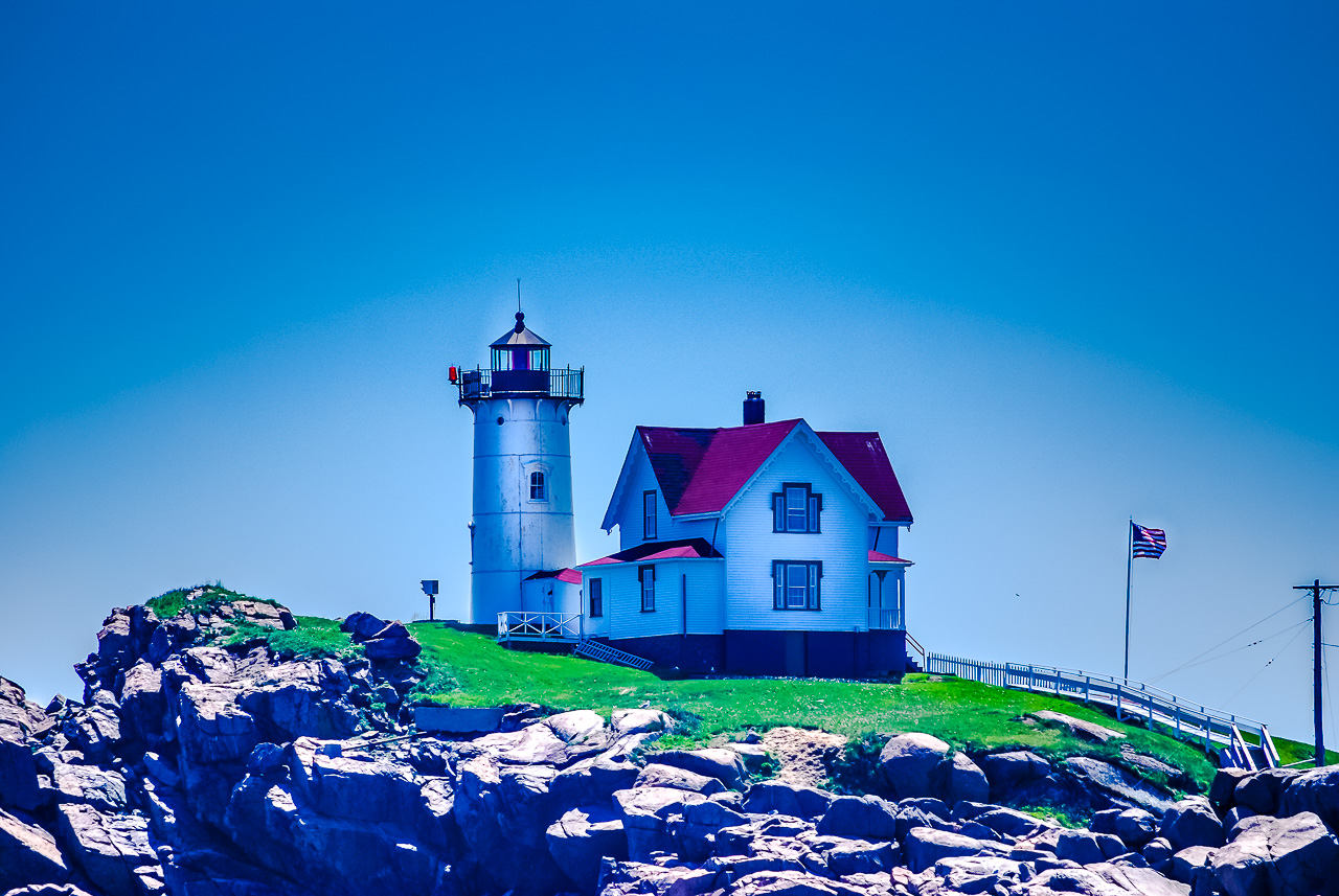 Boone Island Lighthouse, Maine, in the Spotlight