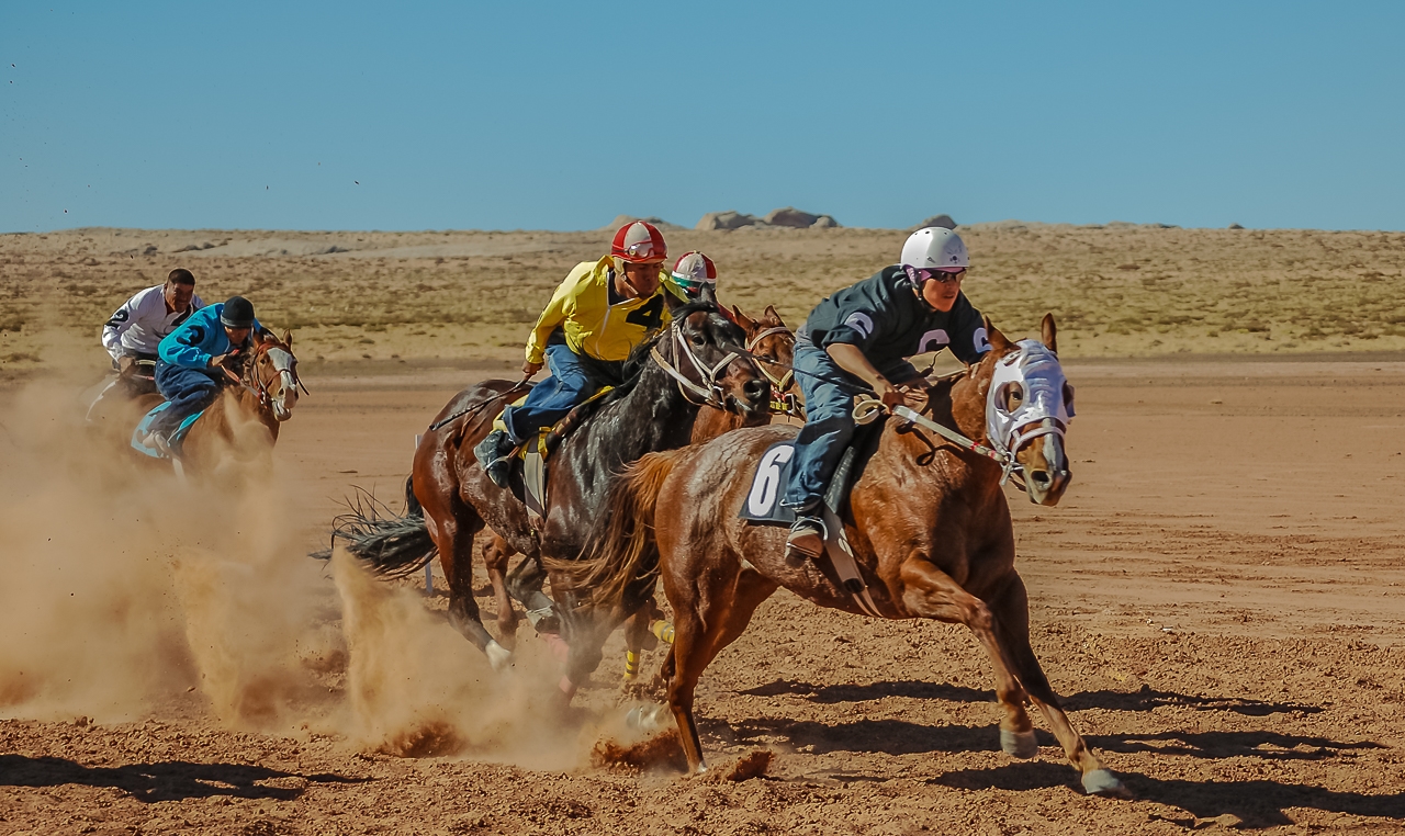 Horserace Action Open To All Ages On The Navajo Nation