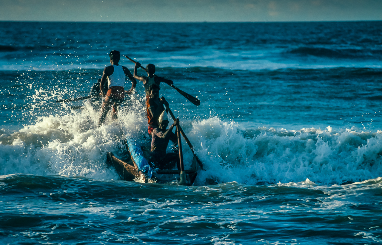 Telugu Fishermen Fight To Launch Into Bay Of Bengal Waves