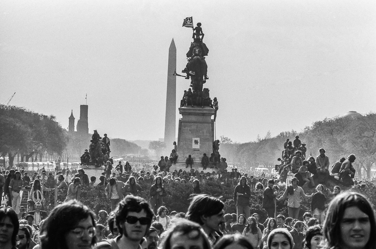 ANTI-VIETNAM WAR DEMONSTRATION, WASHINGTON, D,C. (1971)