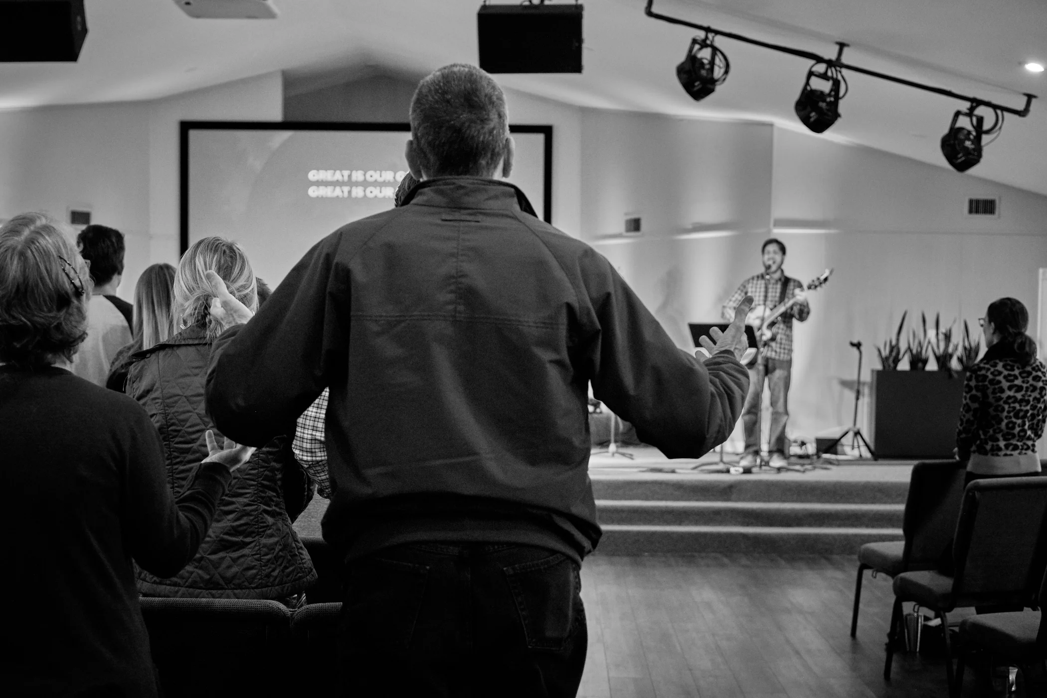 sunday-gathering_33181406358_o.jpg