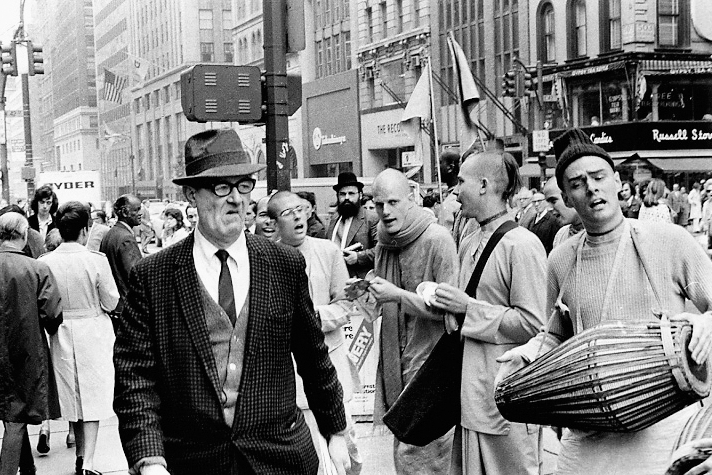 5th Avenue and 42nd Street, NYC 1973