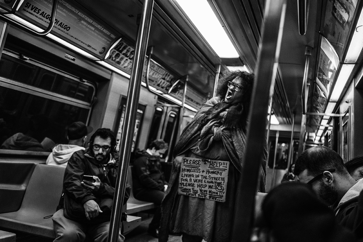 NYC_Subway_Homeless_Man_Oger_2017-001.jpg