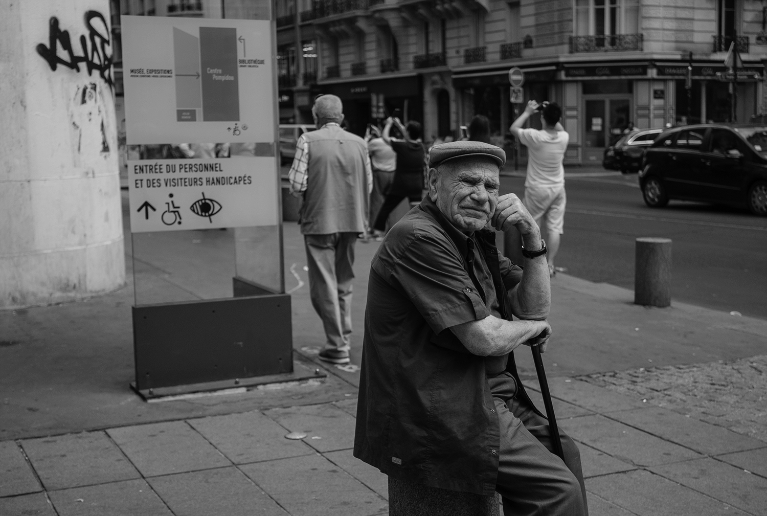 Paris_Street_2018_Wrinkled_Old_Man -003Crp.jpg