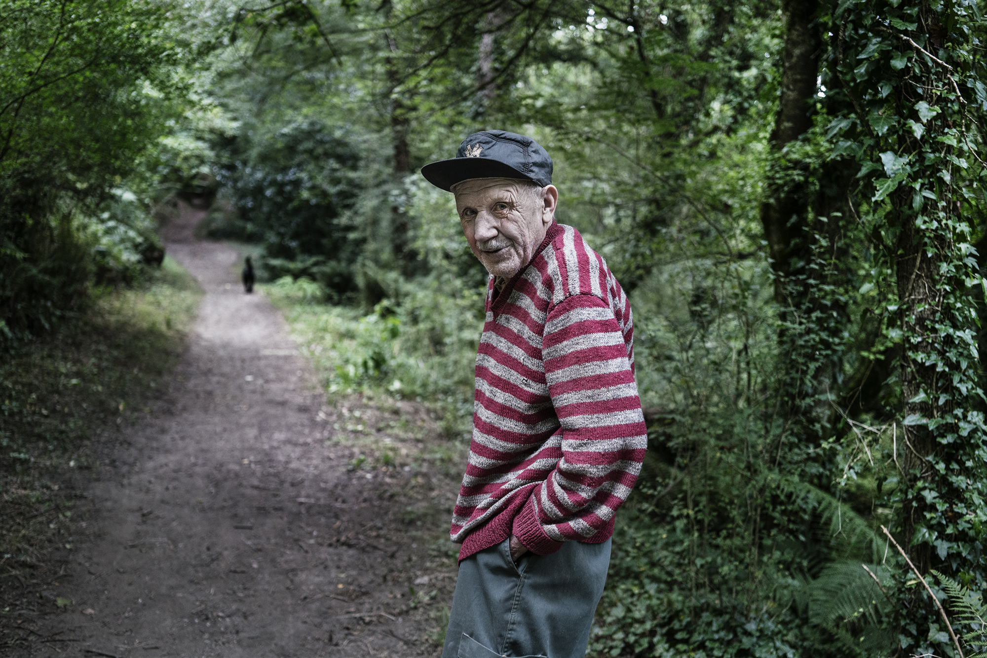 Brittany_2018_Old_French_Man_In_Forest-032color.jpg