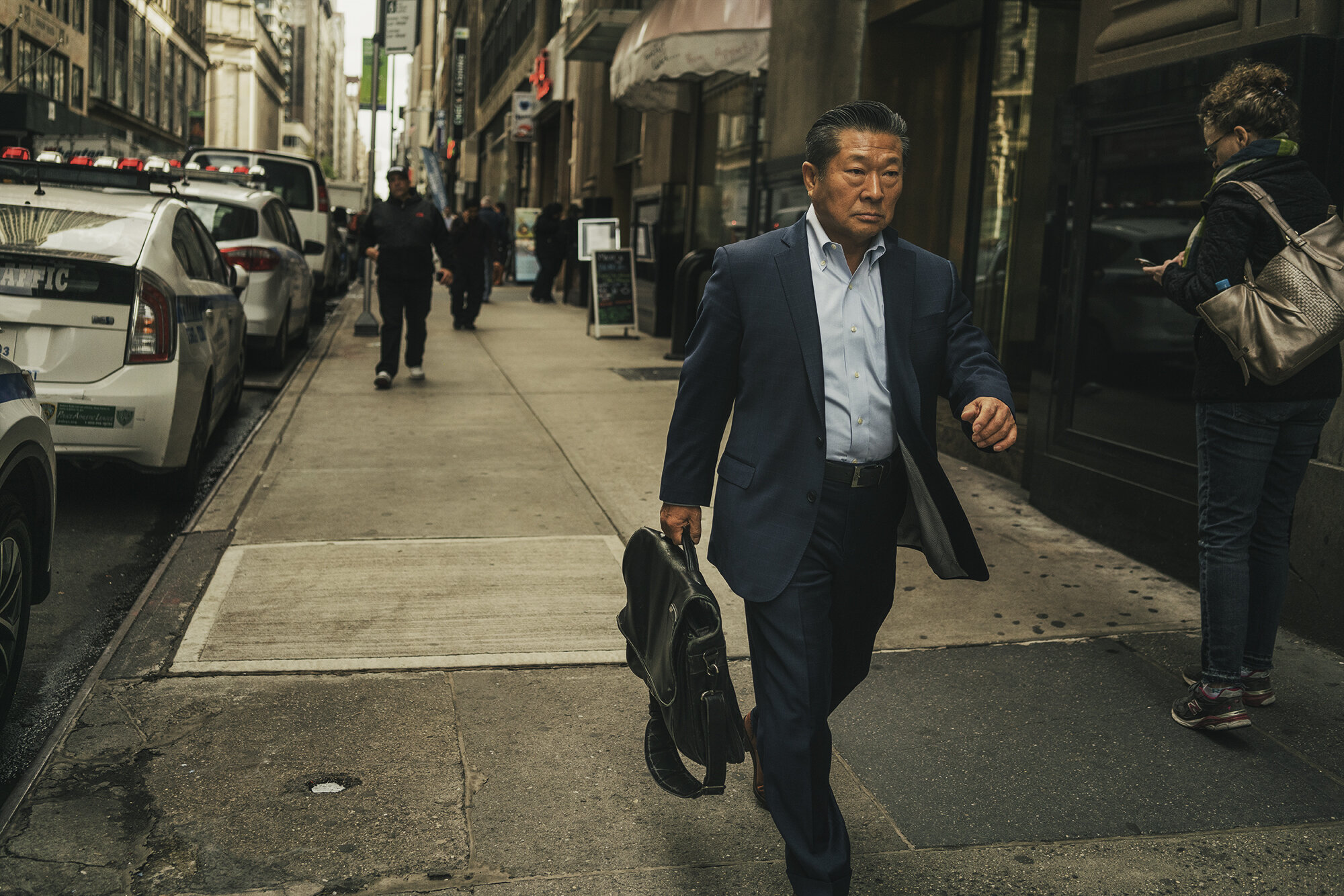 NYC_Street_2019_Japanese_Business_Man_Midtown-003crp.jpg