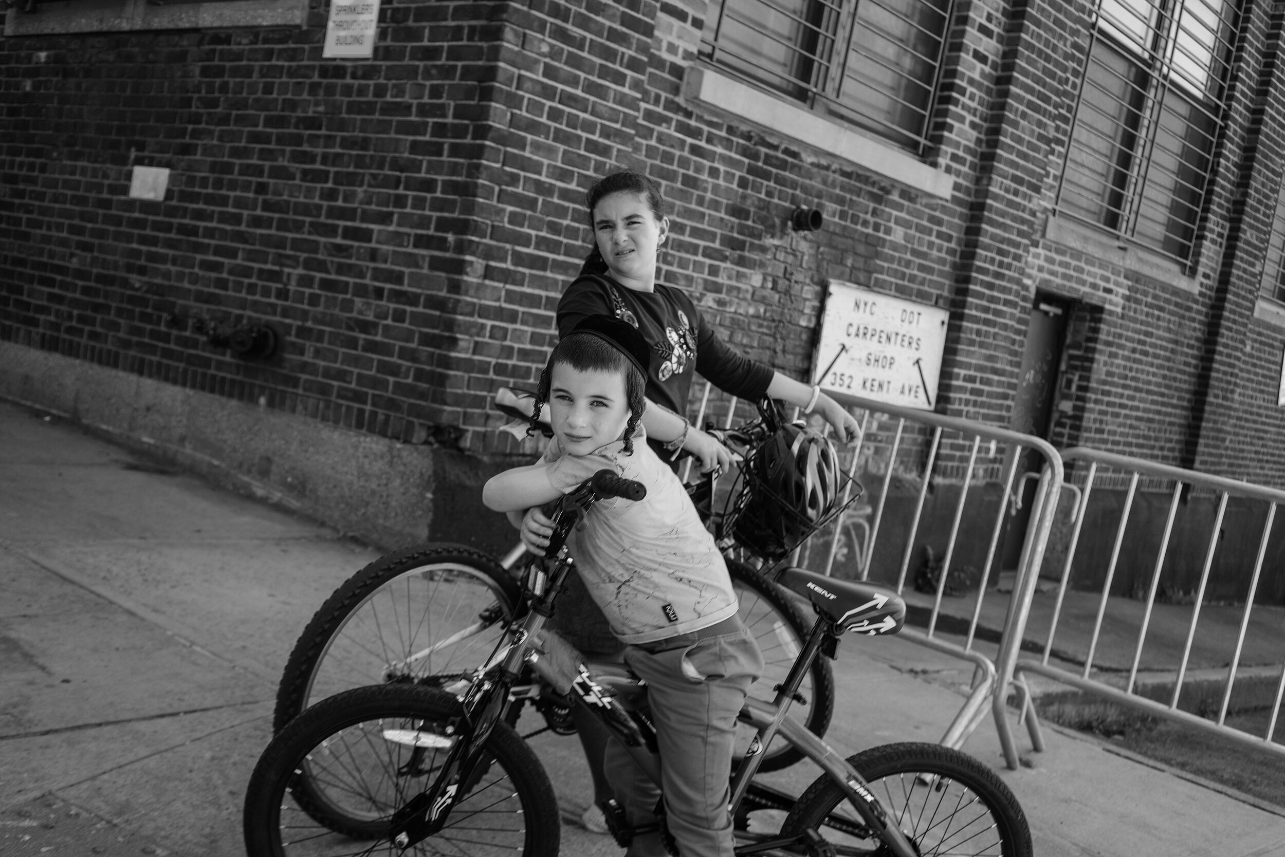 Brklyn_Street_2018_Hesidic_Kids_On_Bikes-022.jpg