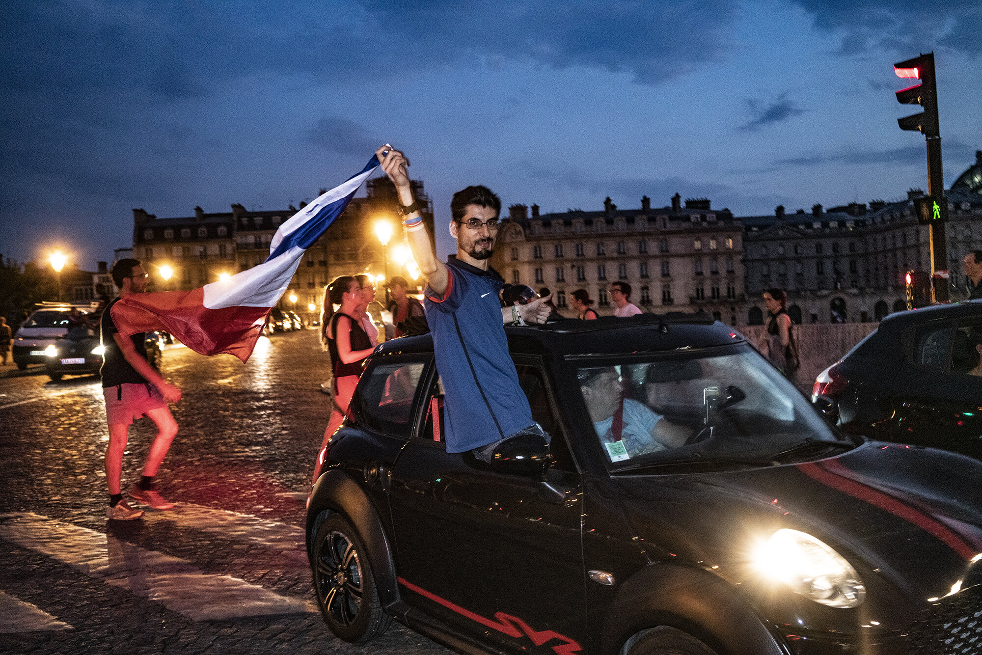 Paris_Street_2018_In_Car_Celebration-063.jpg