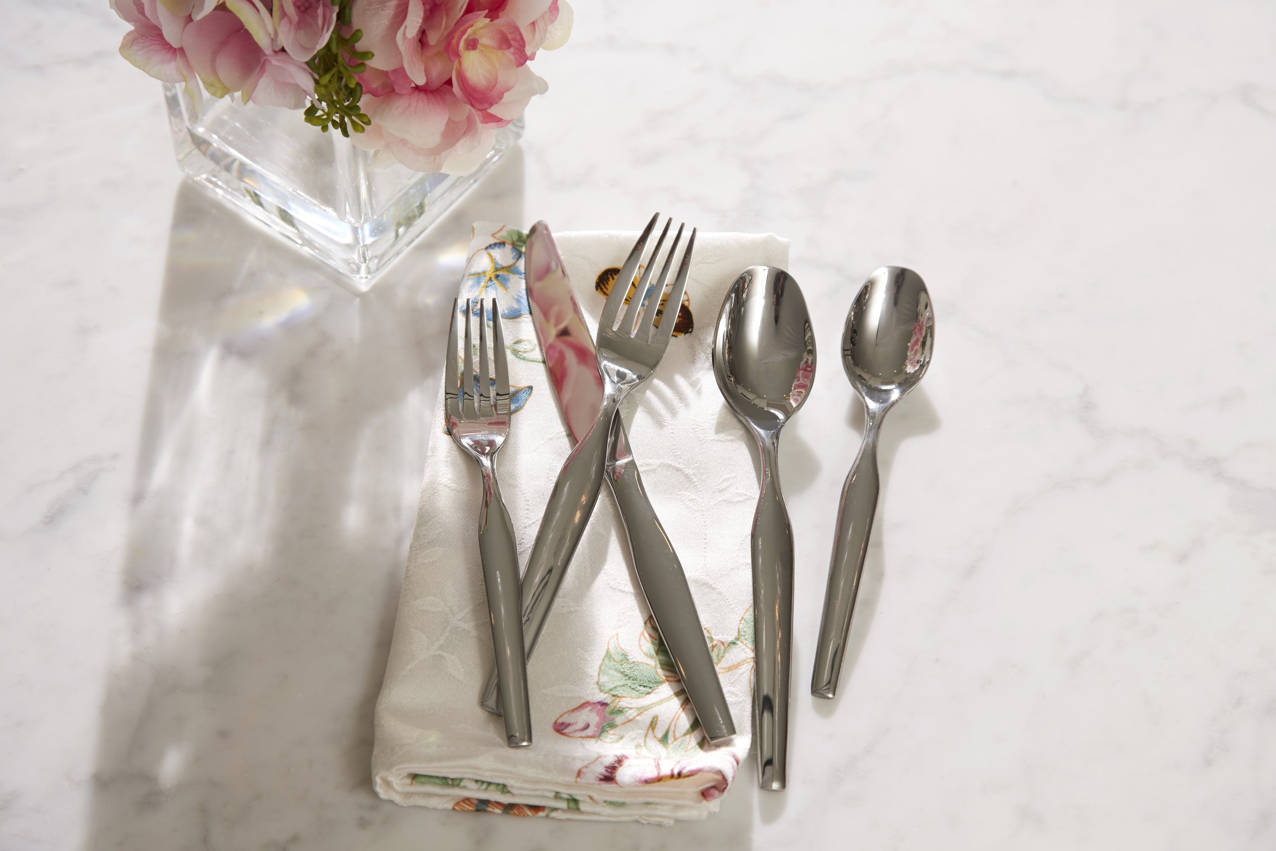 SHOT7-Flatware_Home_008_RET.jpg