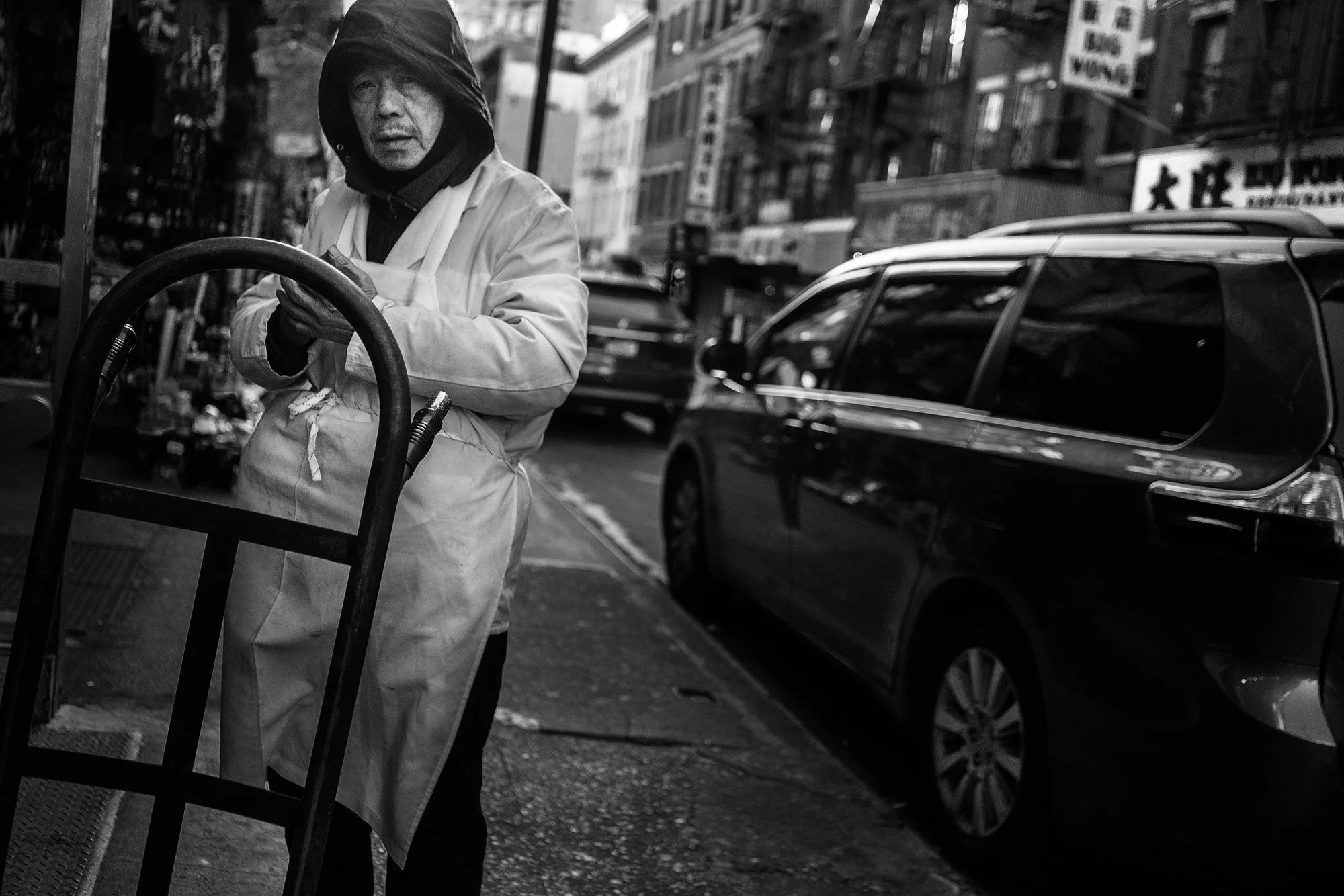 NYC_Street_2019_Asian_Worker_Taking a break-001.jpg