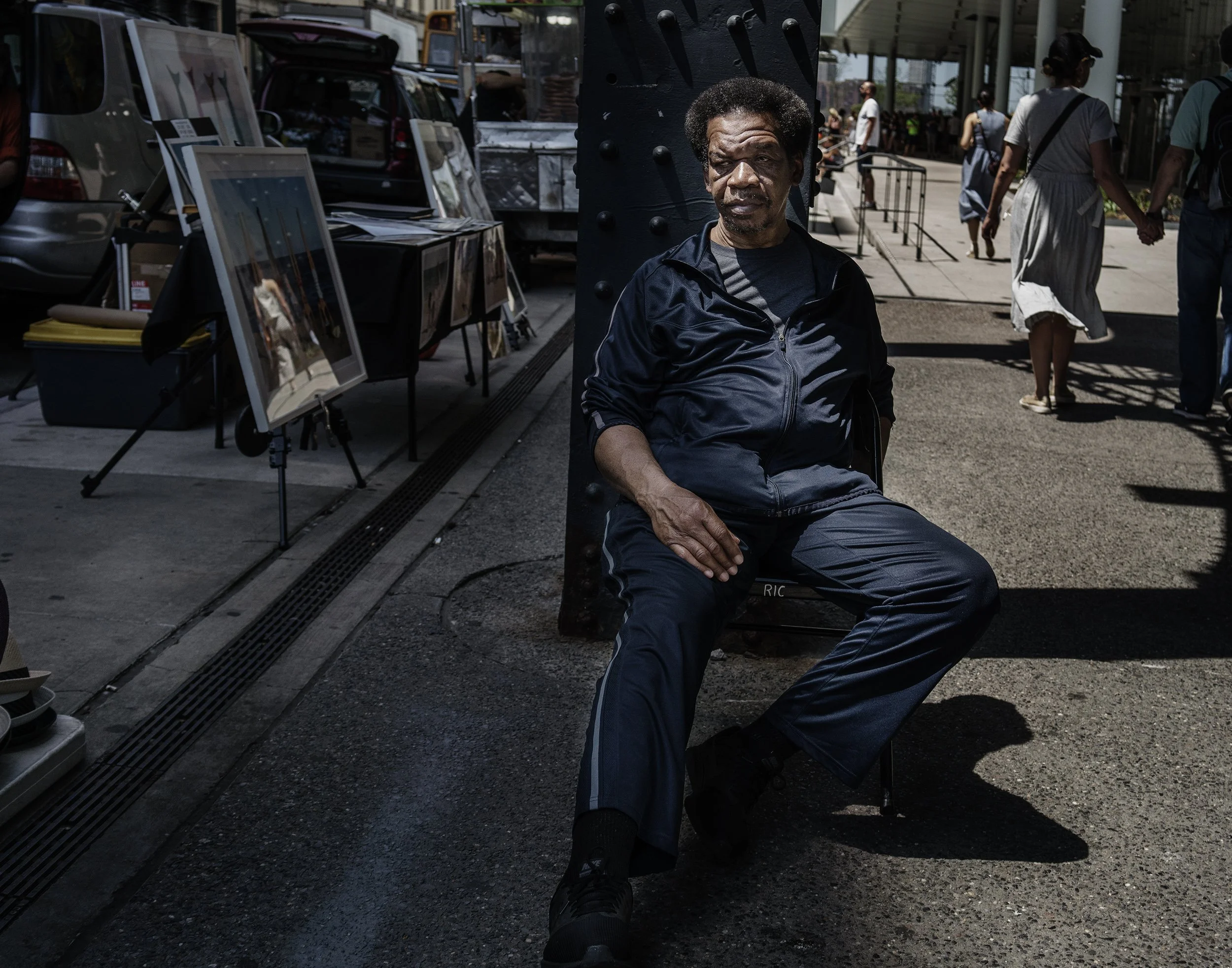 Philadelphia_Street_2018_Hat_Black_Salesman-004crp copy.jpg